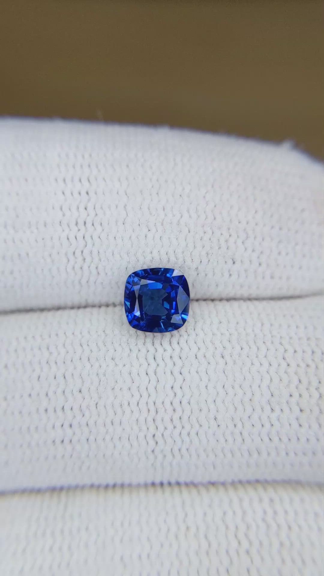 1.04 Ct. Blue Sapphire from Thailand Size Video