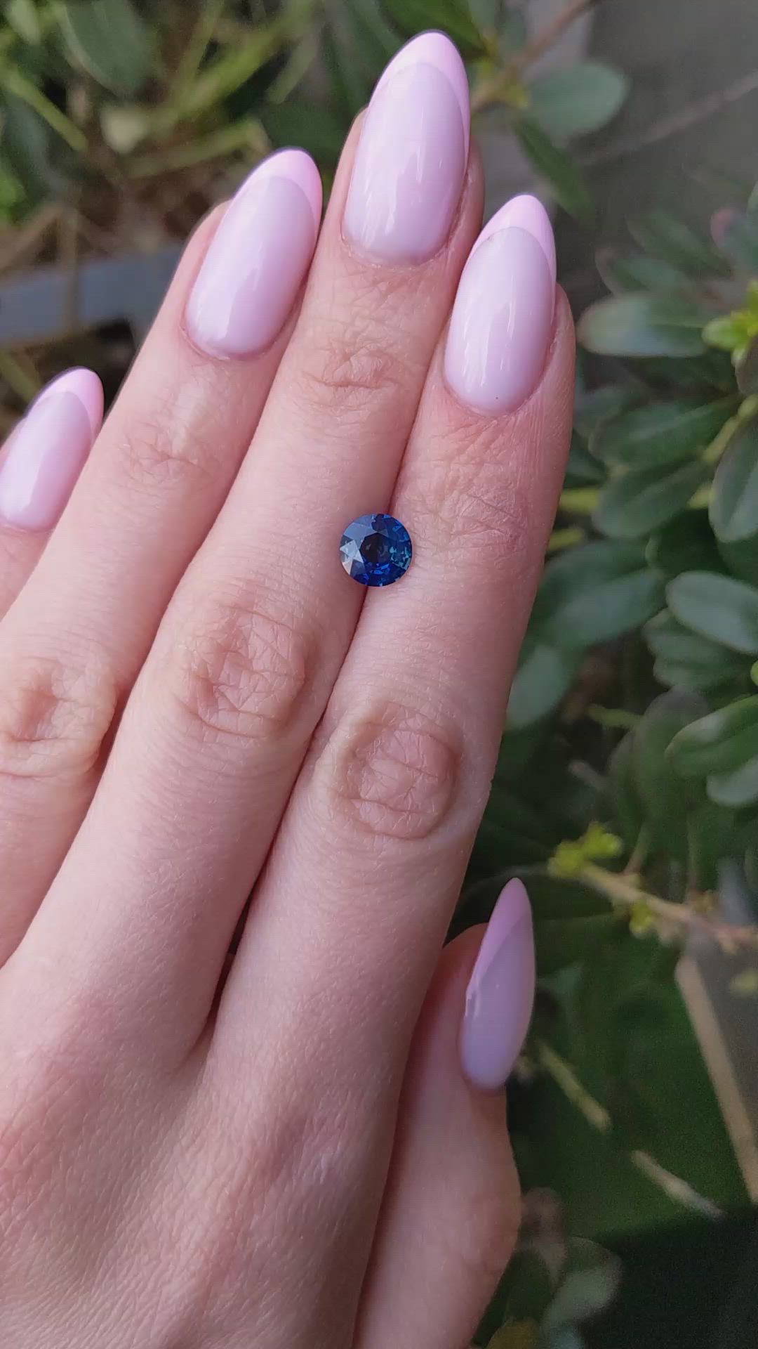 1.57 Ct. Blue Sapphire from Ceylon (Sri Lanka) Size Video