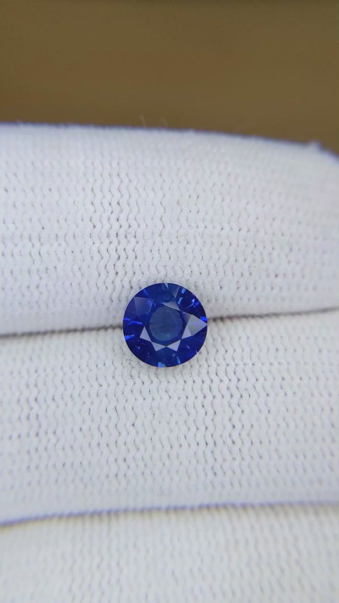 1.57 Ct. Blue Sapphire from Ceylon (Sri Lanka) Size Video