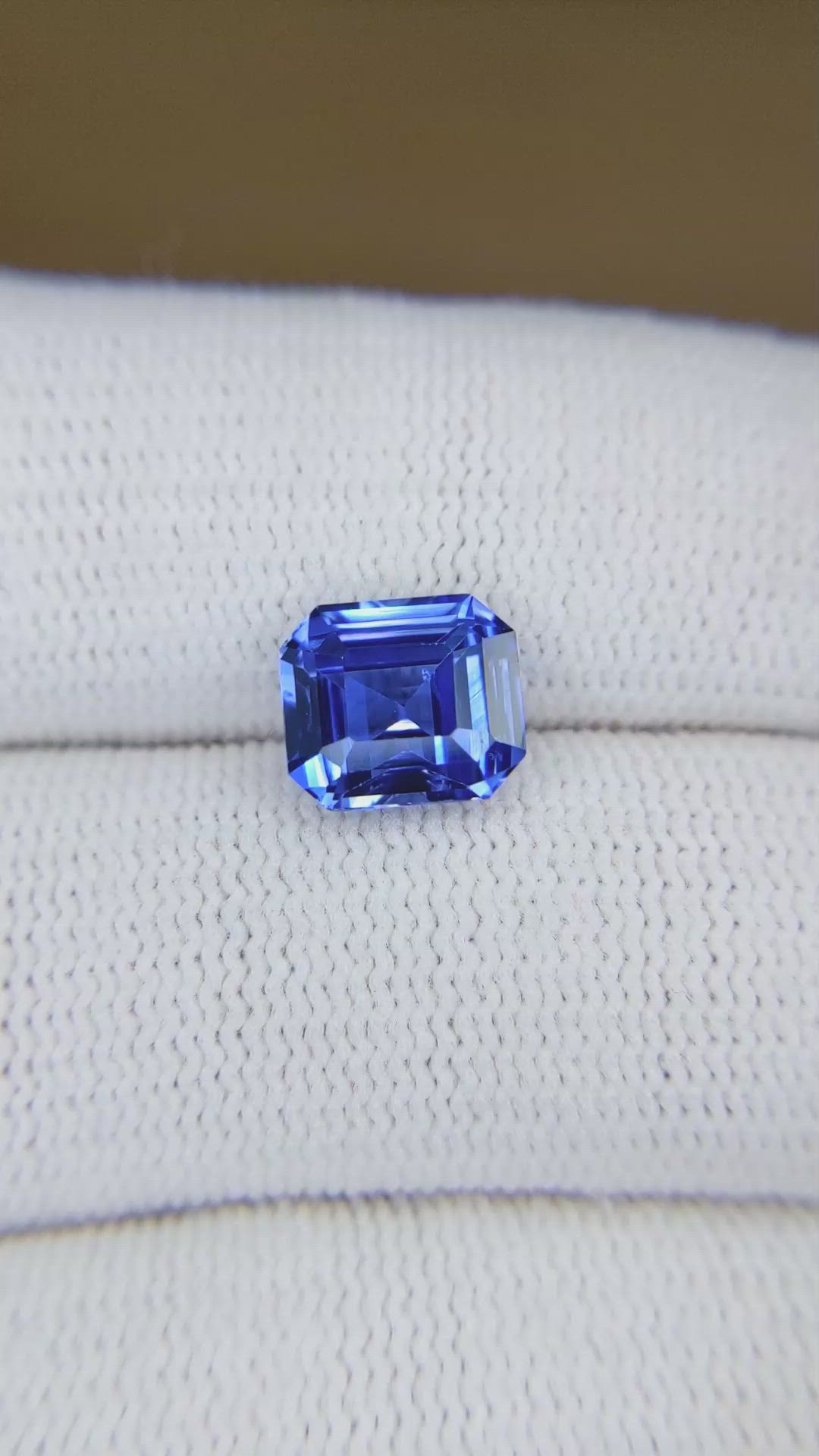 3.08 Ct. Blue Sapphire from Ceylon (Sri Lanka) Size Video