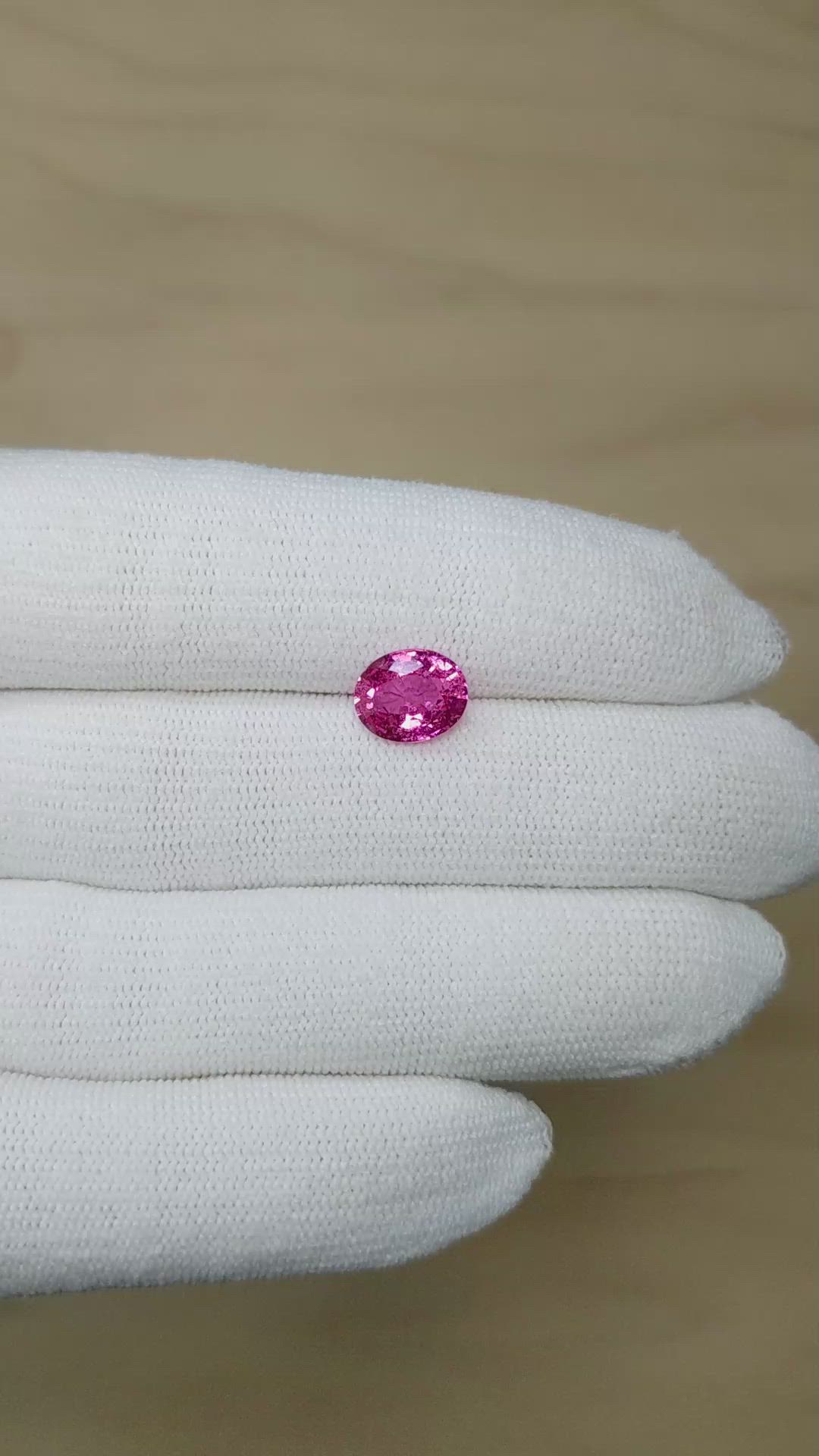 2.76 Ct. Pink Sapphire from Ceylon (Sri Lanka) Size Video