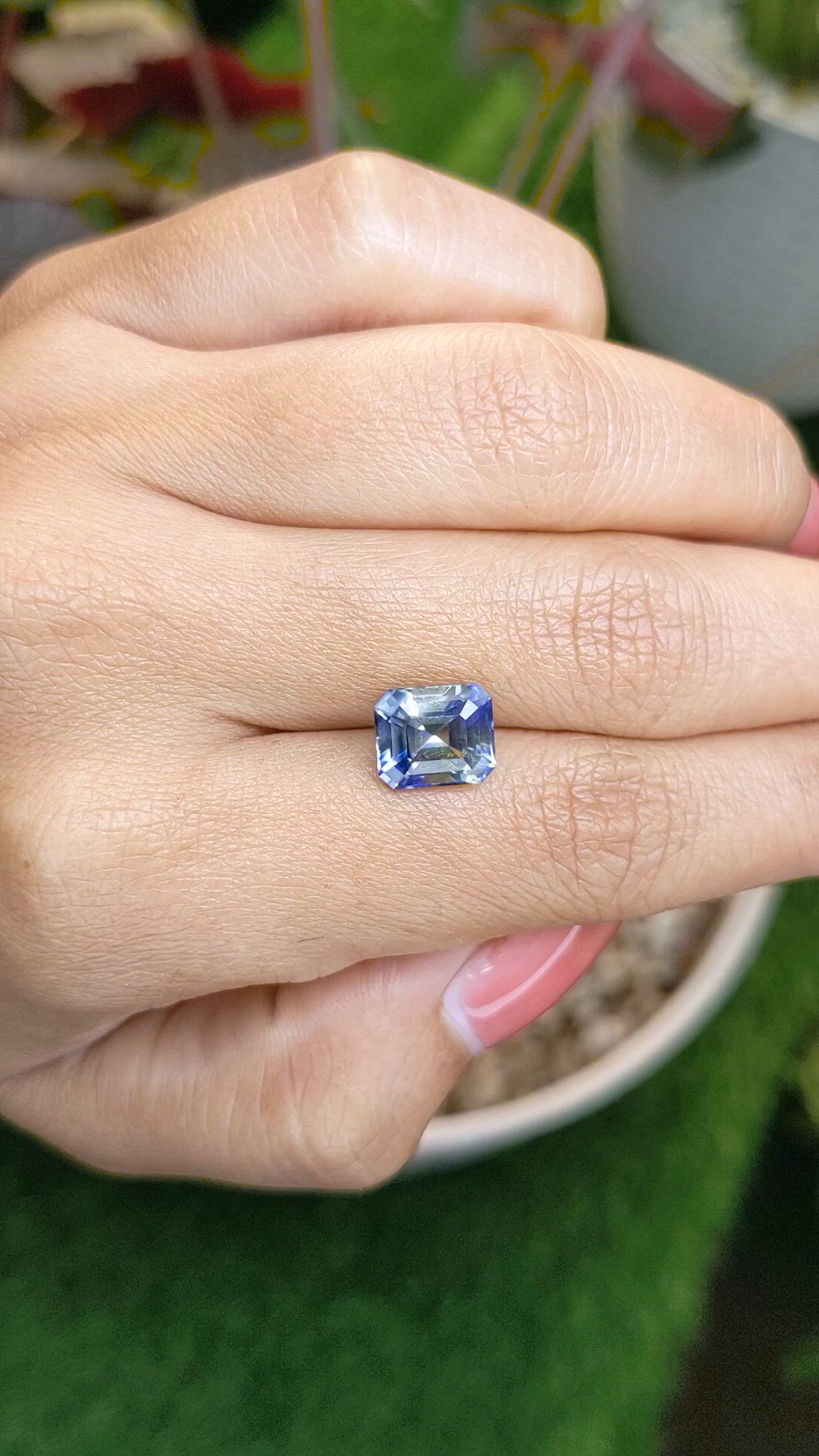 4.27 Ct. Bi Color / Parti Sapphire from Ceylon (Sri Lanka) Size Video