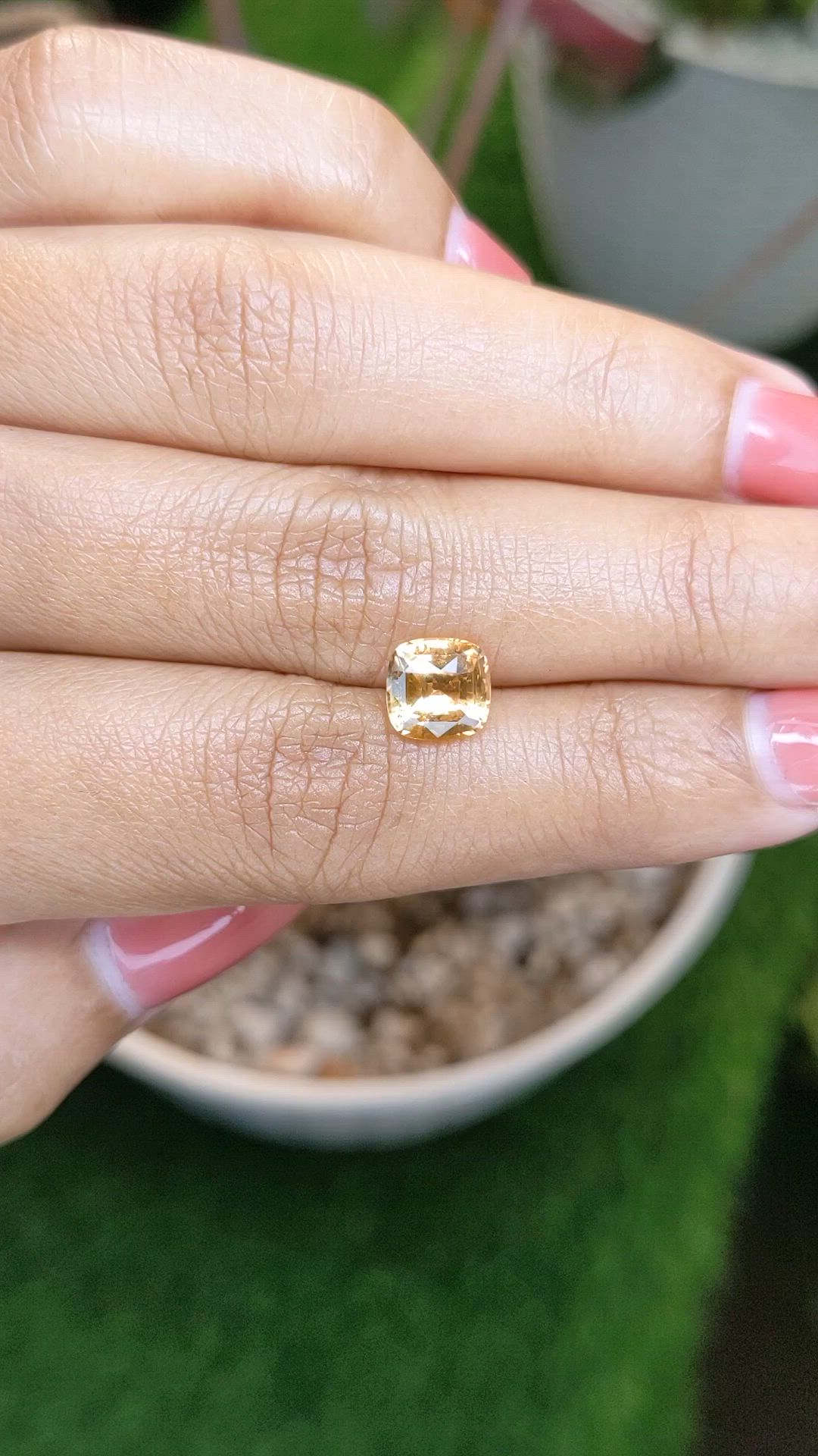 2.18 Ct. Yellow Sapphire from Ceylon (Sri Lanka) Size Video