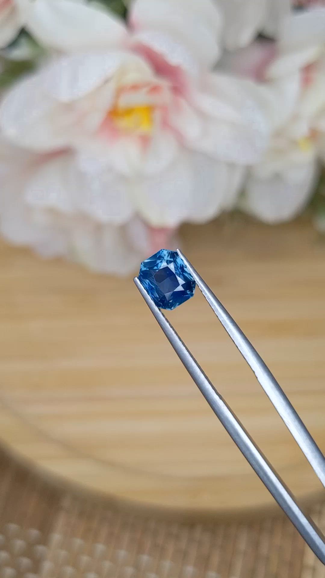 2.11 Ct. Greenish Blue Sapphire from Ceylon (Sri Lanka) Size Video