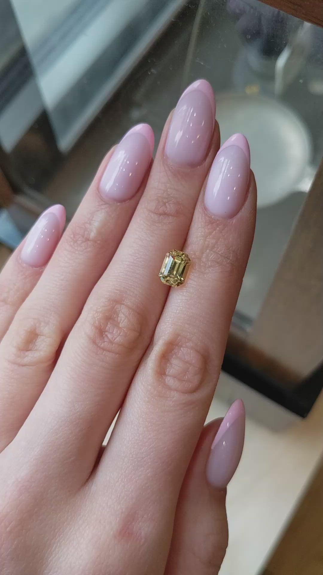 2.94 Ct. Yellow Sapphire from Ceylon (Sri Lanka) Size Video