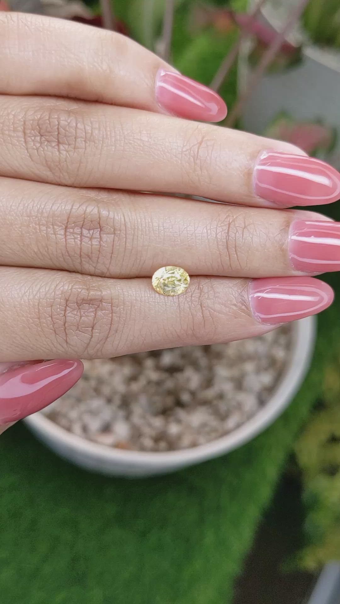 1.16 Ct. Yellow Sapphire from Ceylon (Sri Lanka) Size Video