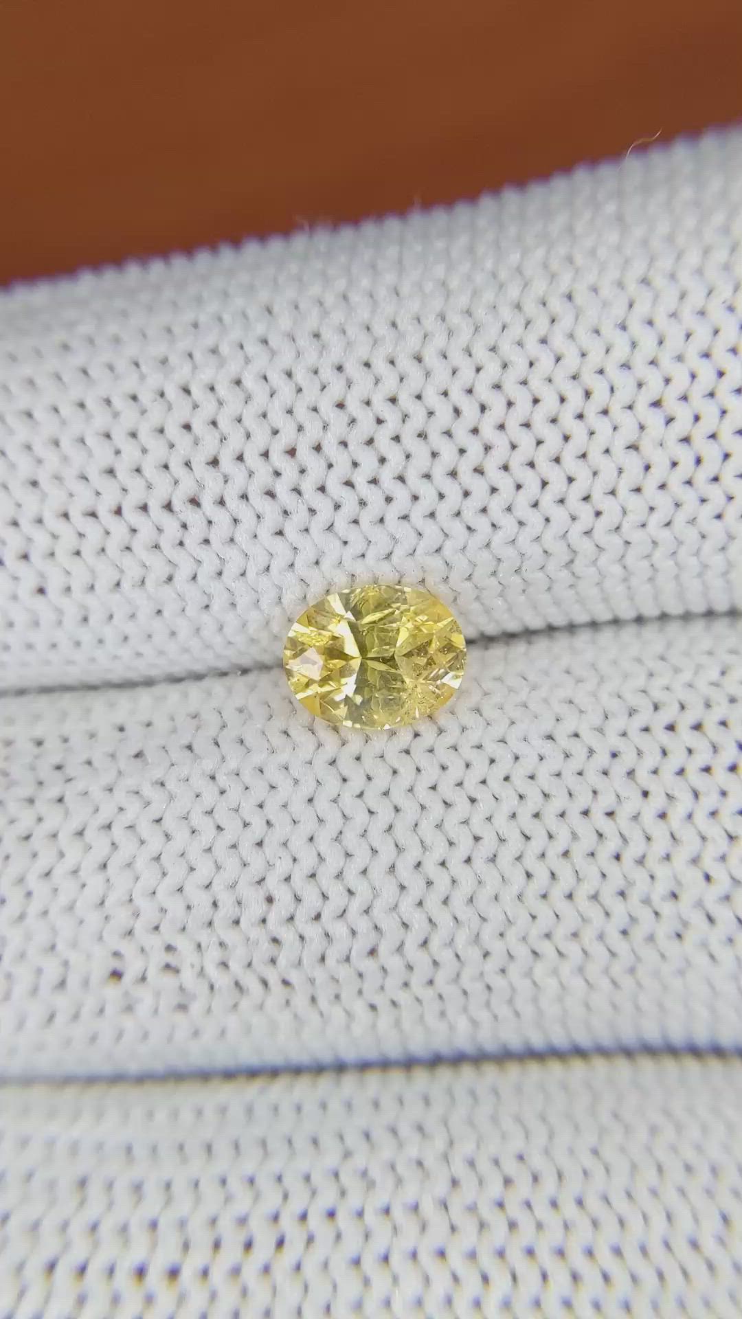 1.16 Ct. Yellow Sapphire from Ceylon (Sri Lanka) Size Video