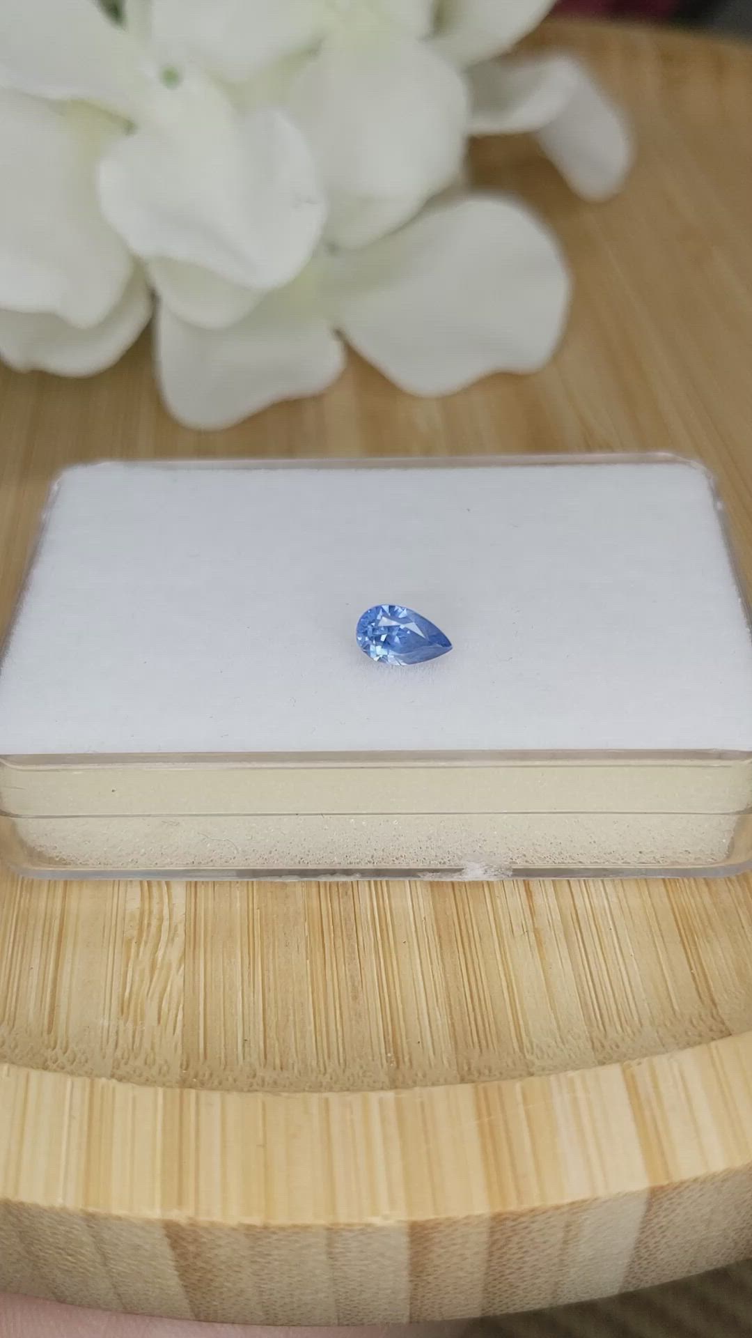 0.93 Ct. Blue Sapphire from Ceylon (Sri Lanka) Size Video