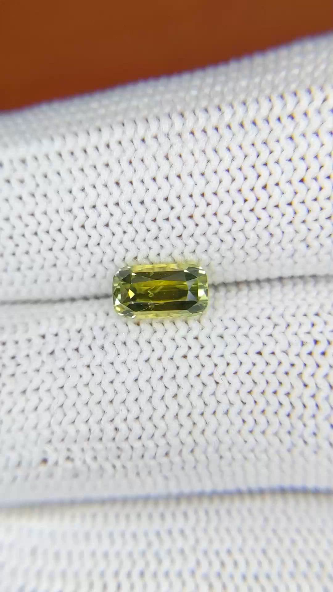 1.32 Ct. Greenish Yellow Sapphire from Ceylon (Sri Lanka) Size Video