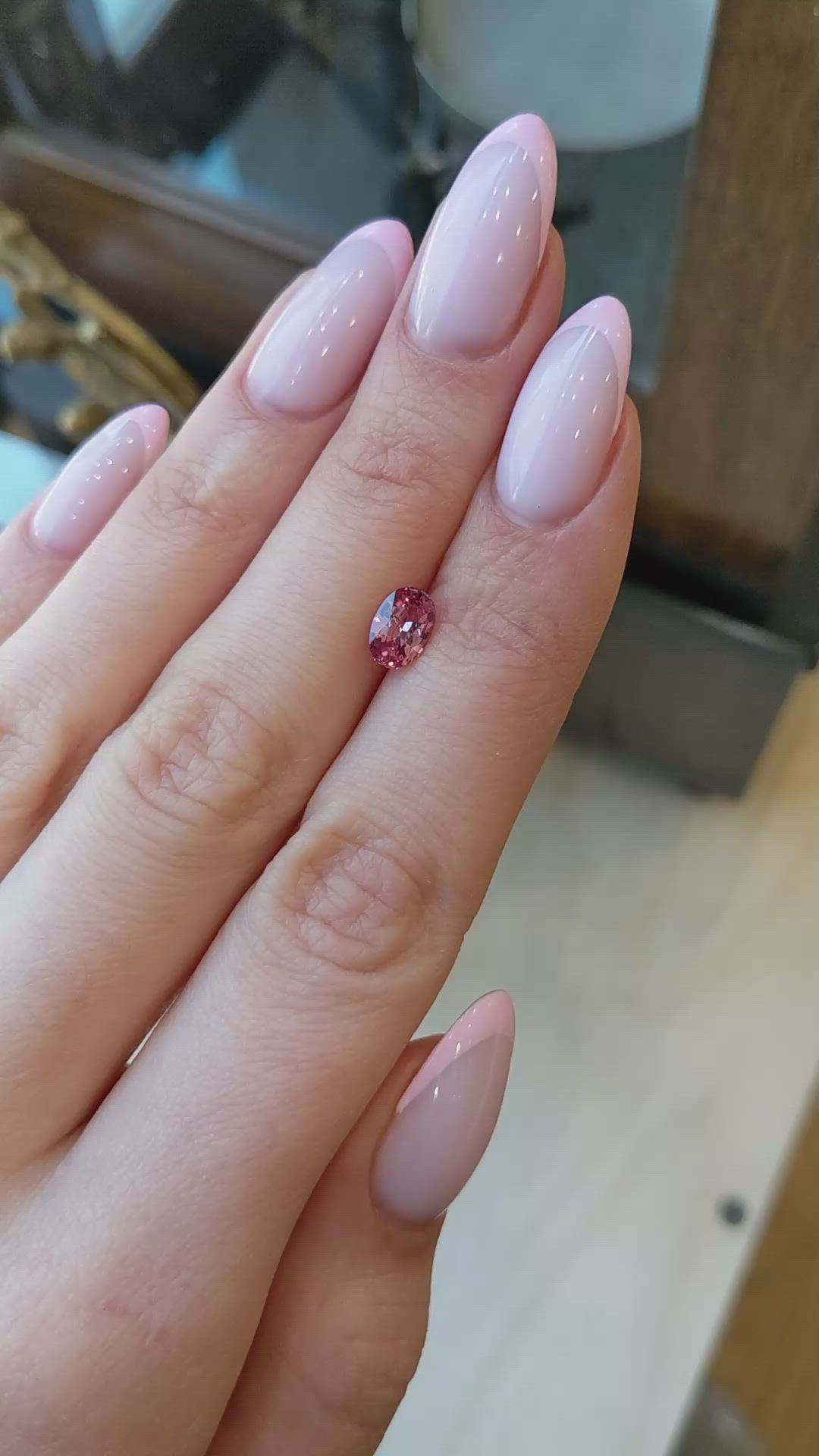 1.16 Ct. Padparadscha Sapphire from Ceylon (Sri Lanka) Size Video