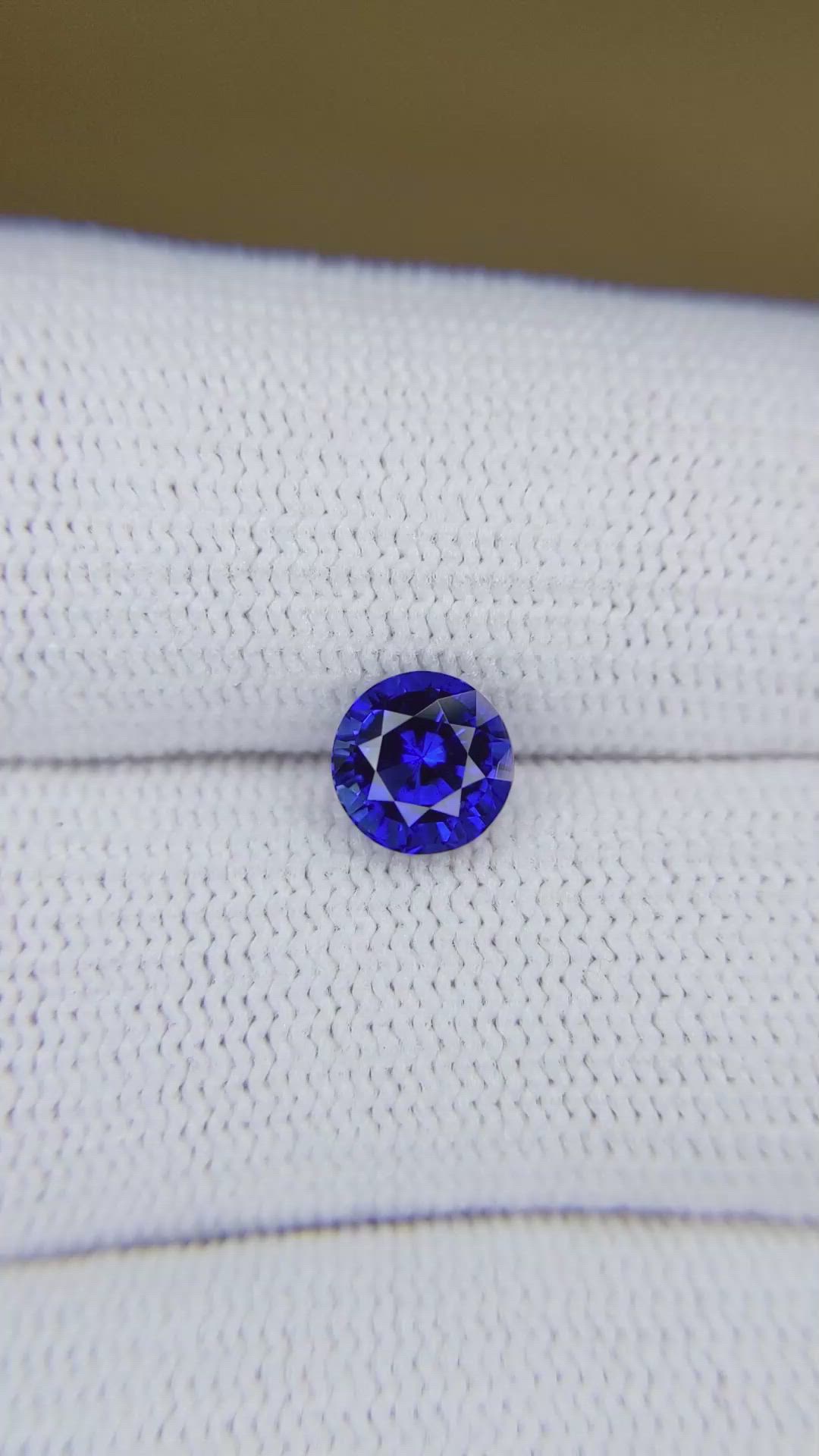 1.53 Ct. Blue Sapphire from Ceylon (Sri Lanka) Size Video