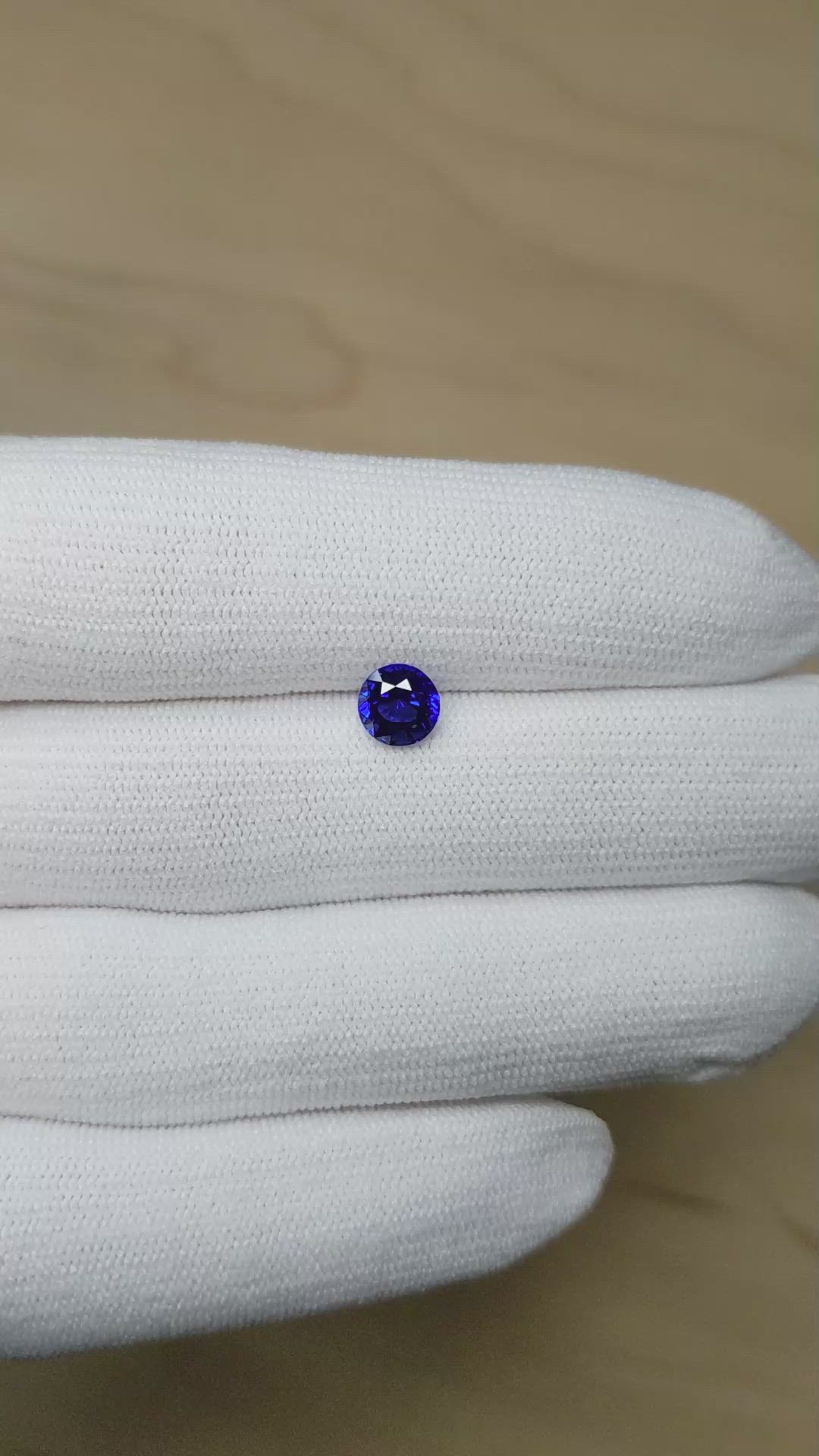 1.53 Ct. Blue Sapphire from Ceylon (Sri Lanka) Size Video