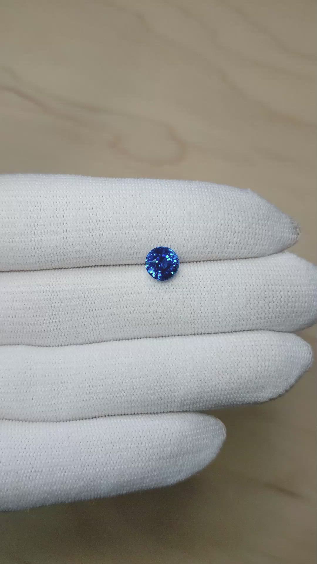 2.20 Ct. Blue Sapphire from Ceylon (Sri Lanka) Size Video