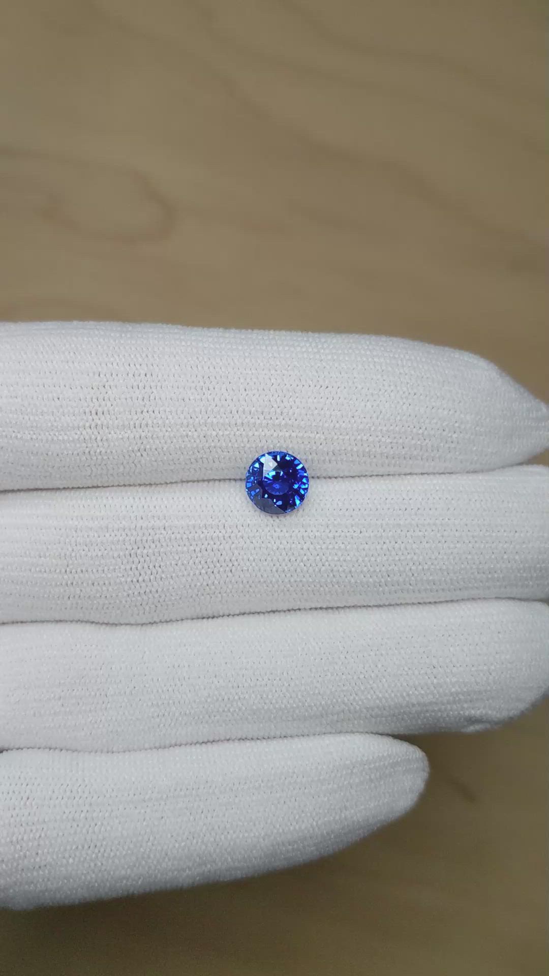 2.58 Ct. Blue Sapphire from Ceylon (Sri Lanka) Size Video