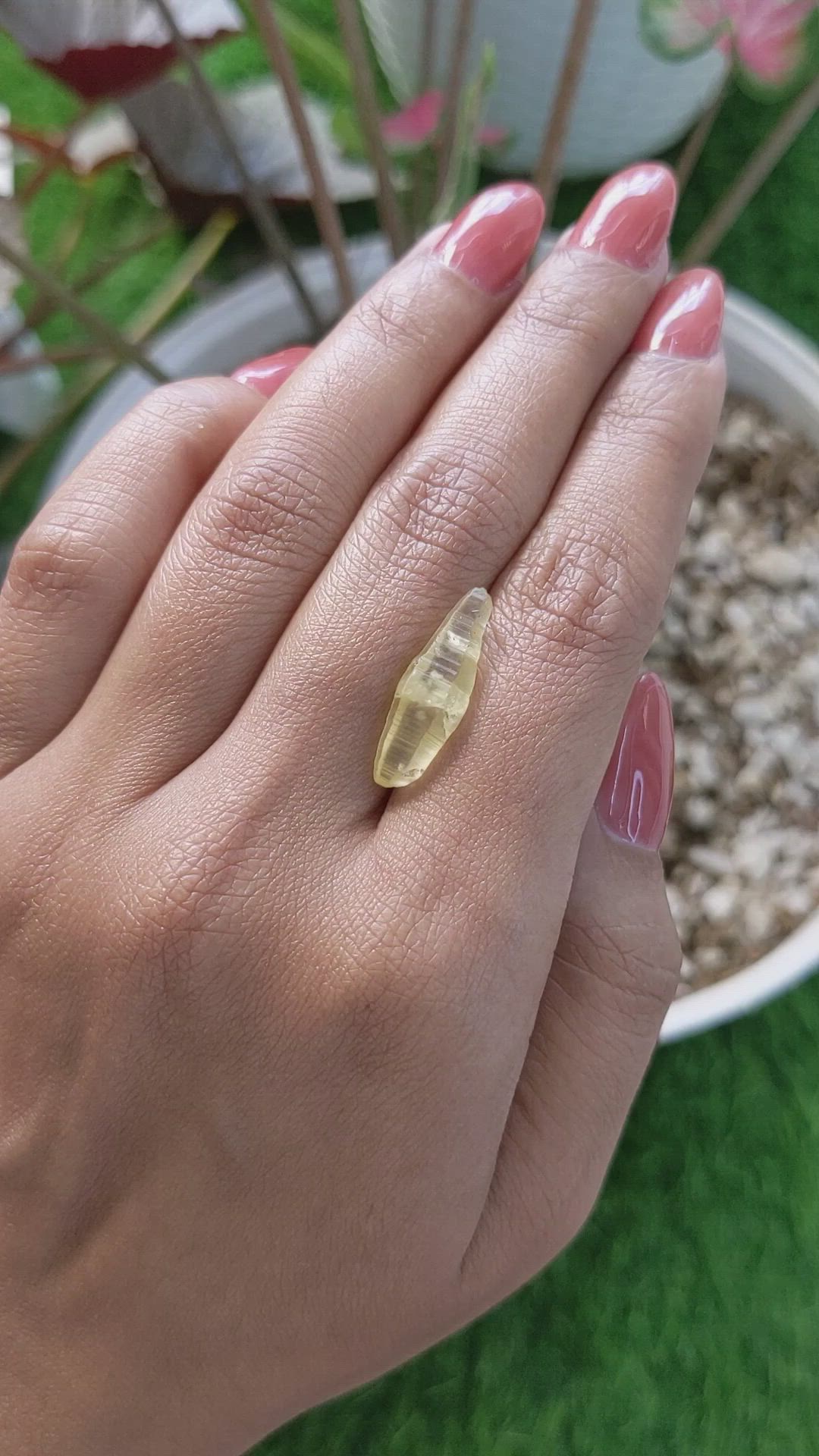 6.80 Ct. Yellow Sapphire from Ceylon (Sri Lanka) Size Video