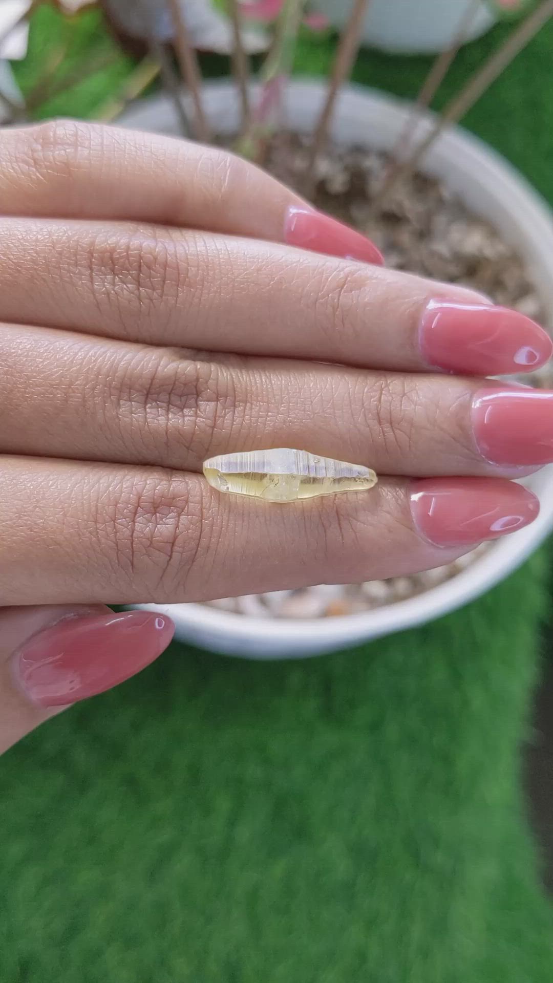 6.80 Ct. Yellow Sapphire from Ceylon (Sri Lanka) Size Video
