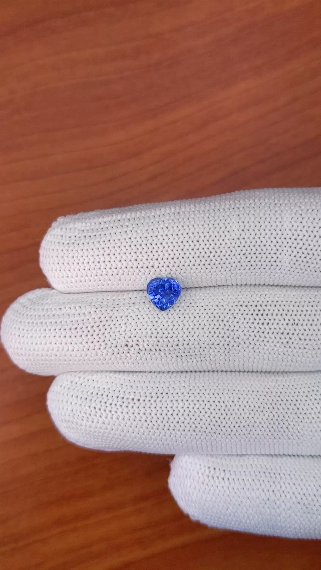1.31 Ct. Blue Sapphire from Ceylon (Sri Lanka) Size Video