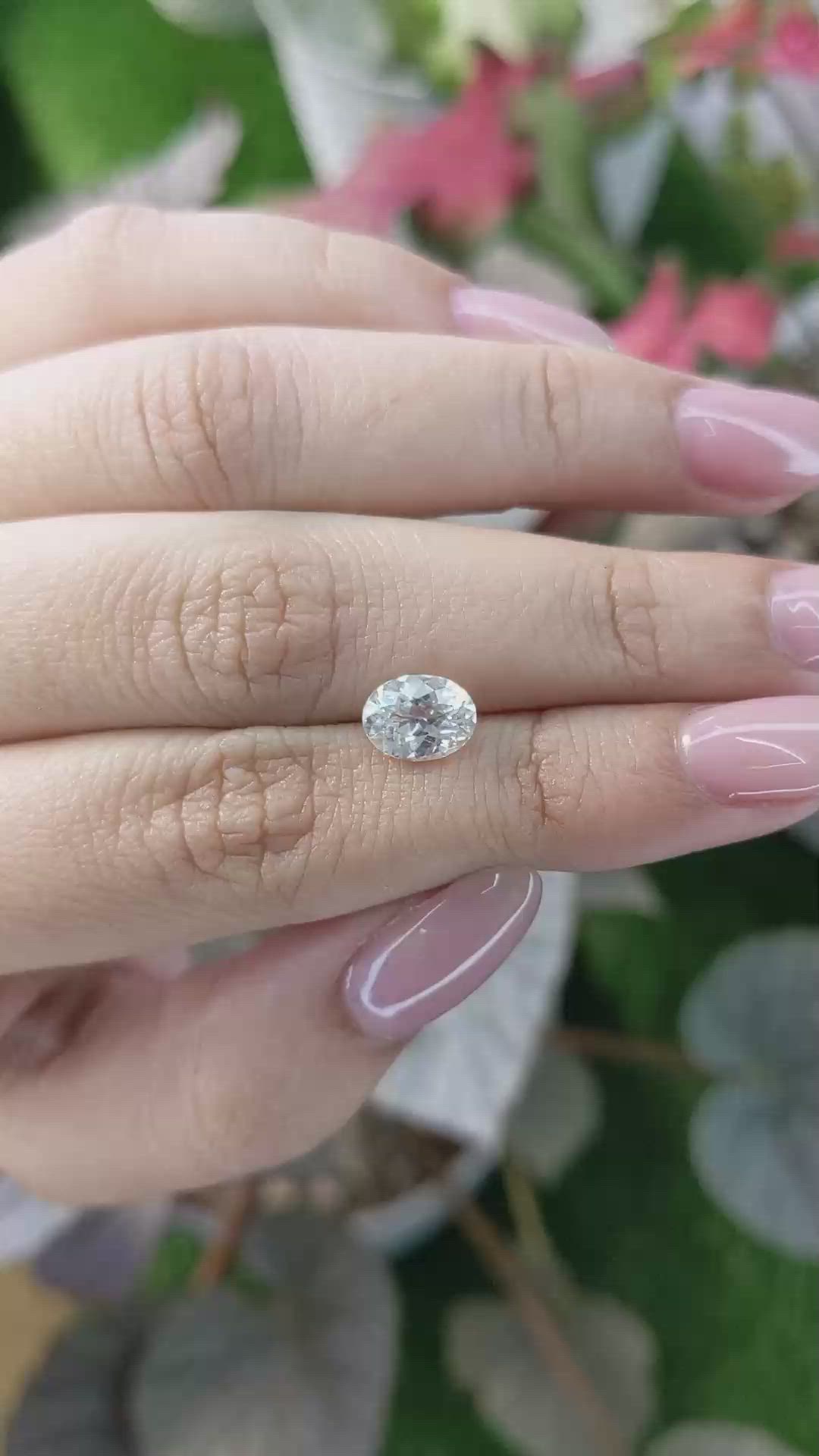 1.67 Ct. White Sapphire from Ceylon (Sri Lanka) Size Video