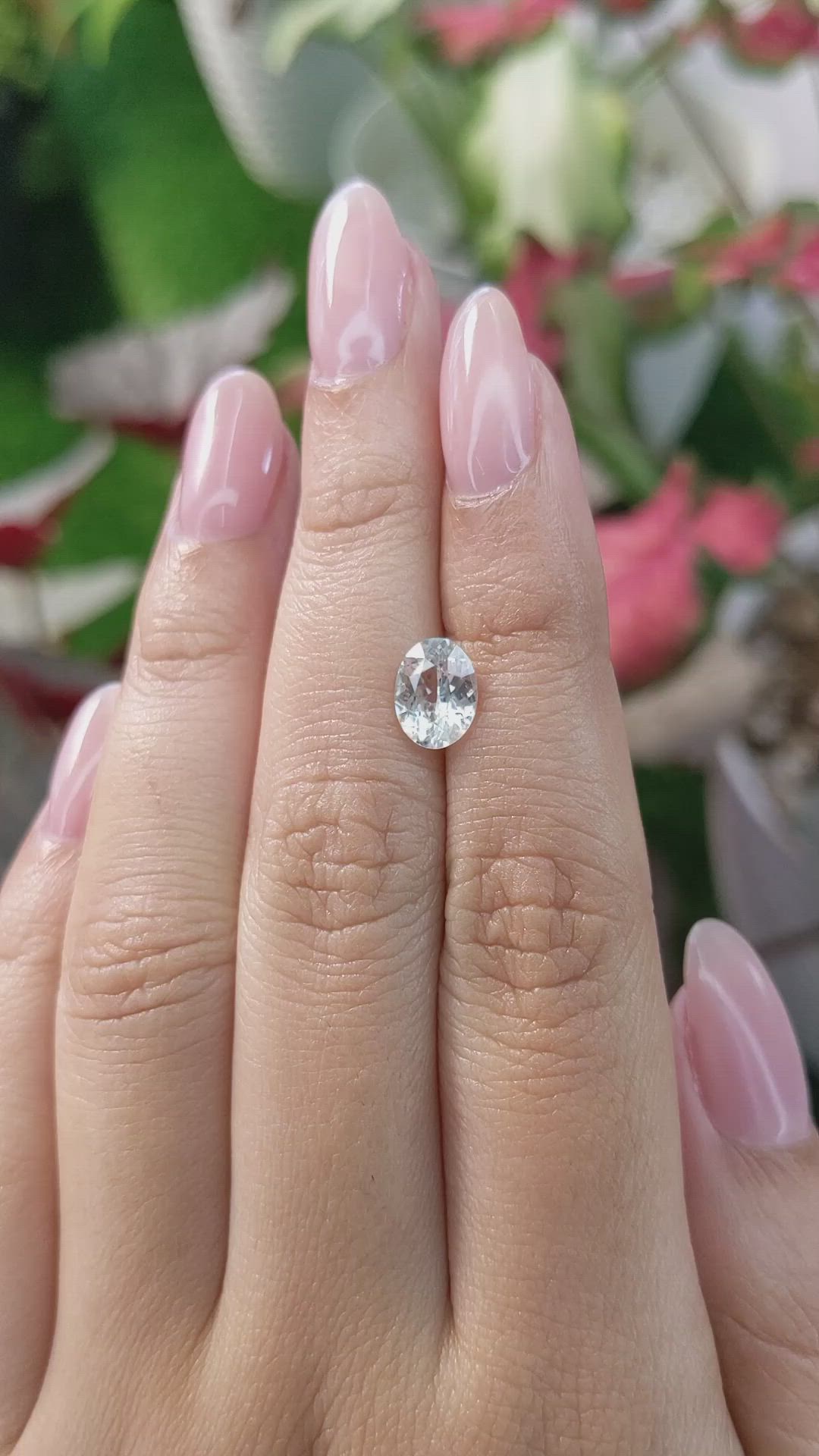 1.67 Ct. White Sapphire from Ceylon (Sri Lanka) Size Video