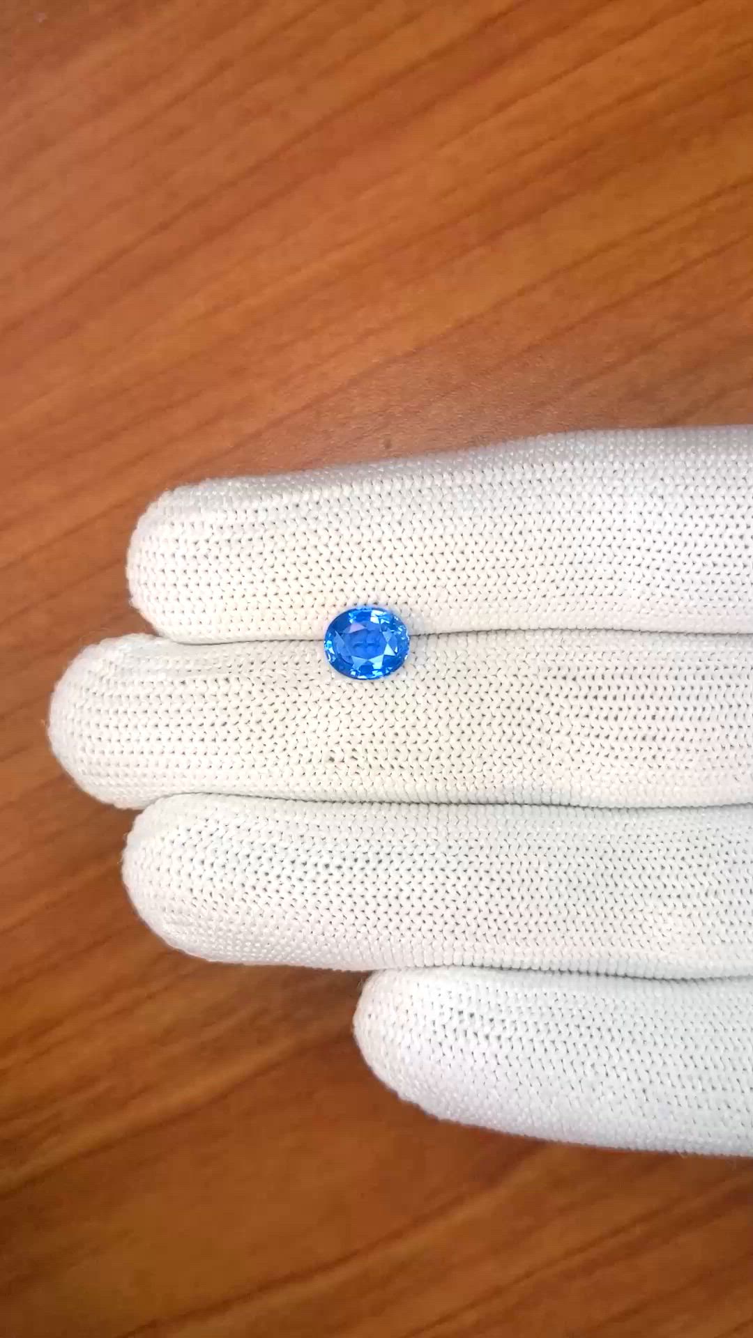 1.58 Ct. Blue Sapphire from Ceylon (Sri Lanka) Size Video