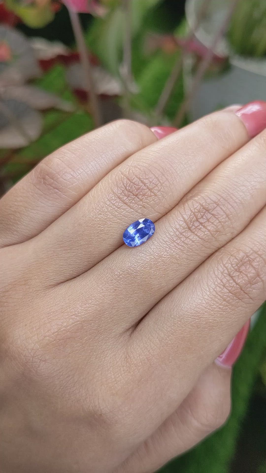 1.27 Ct. Blue Sapphire from Ceylon (Sri Lanka) Size Video