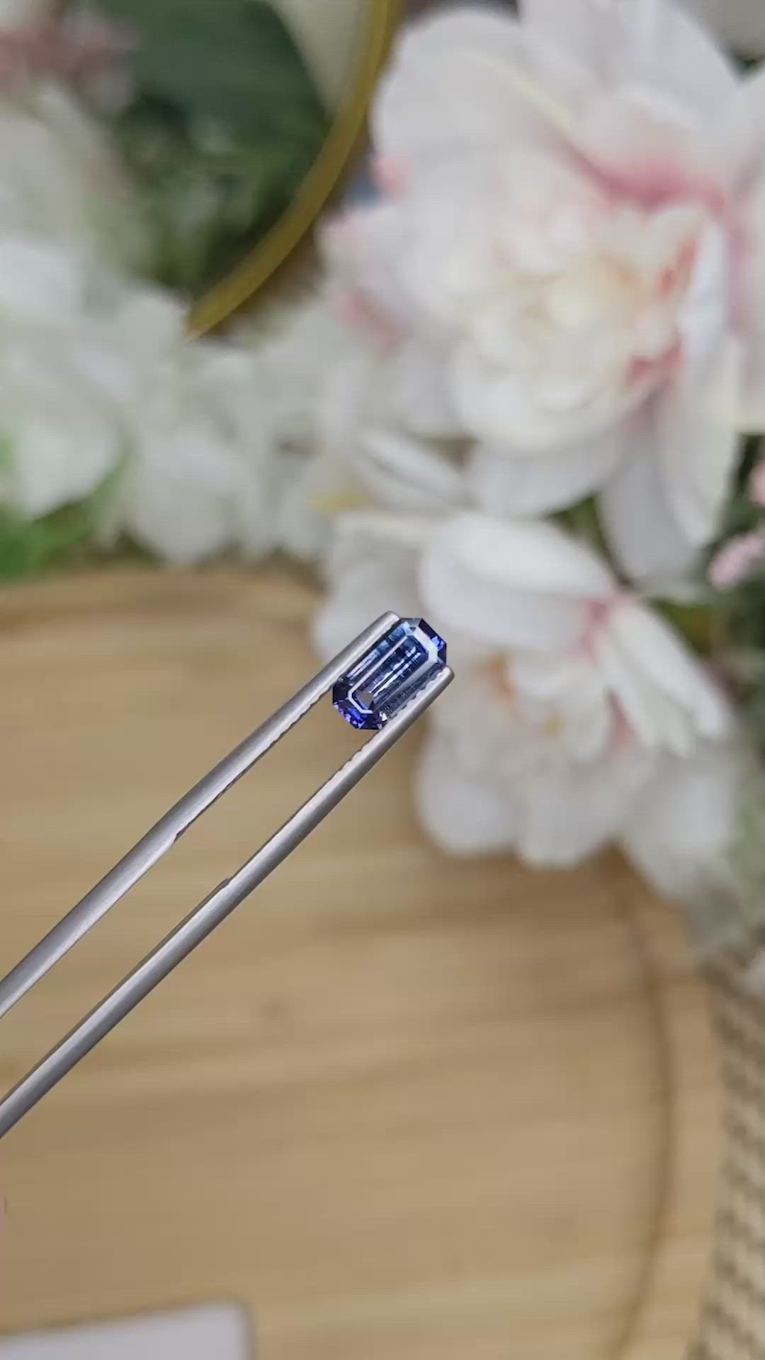 1.11 Ct. Blue Sapphire from Ceylon (Sri Lanka) Size Video