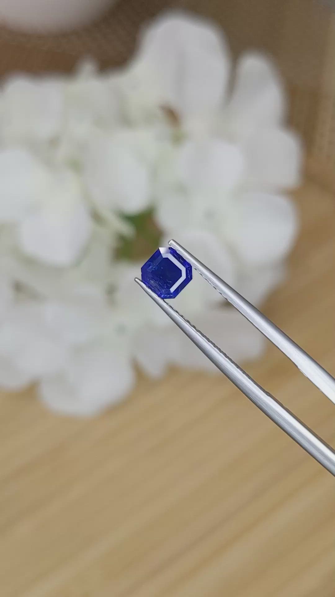 0.95 Ct. Blue Sapphire from Ceylon (Sri Lanka) Size Video