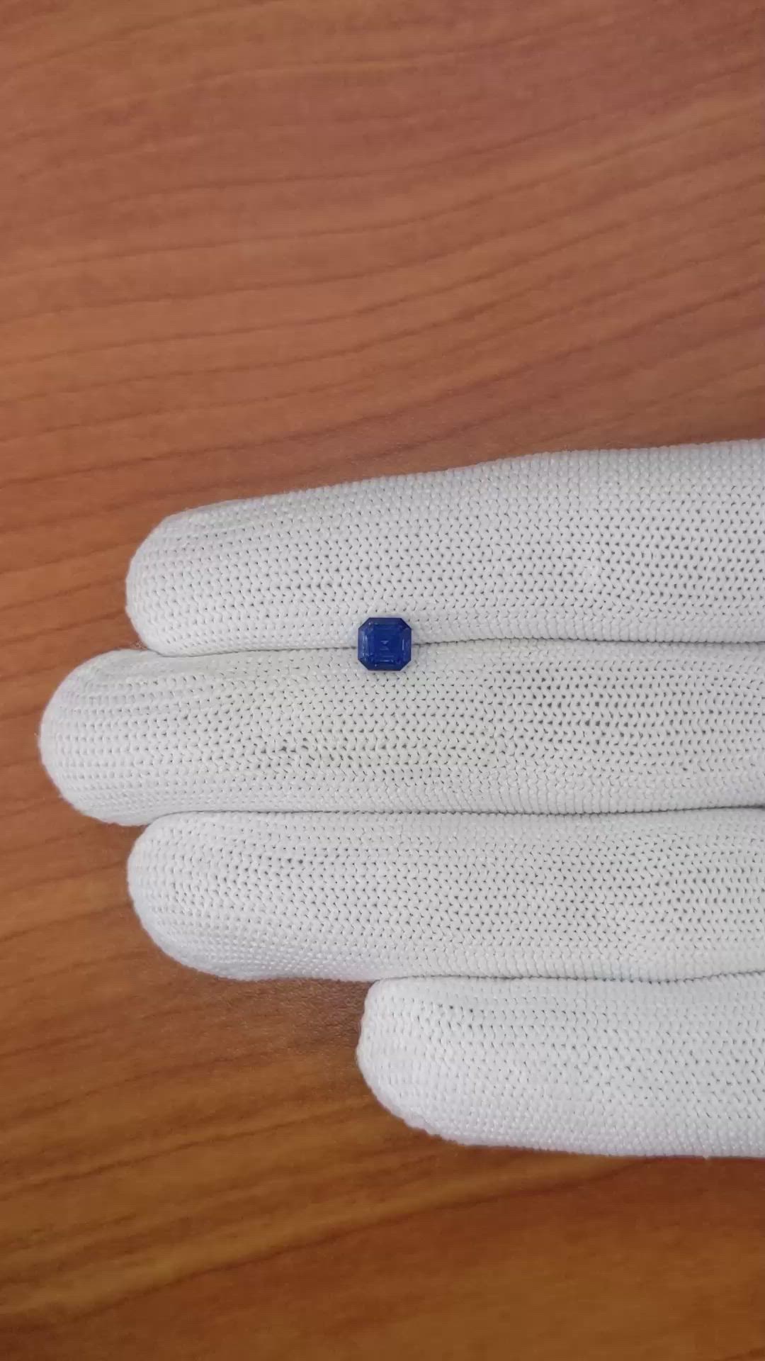0.95 Ct. Blue Sapphire from Ceylon (Sri Lanka) Size Video