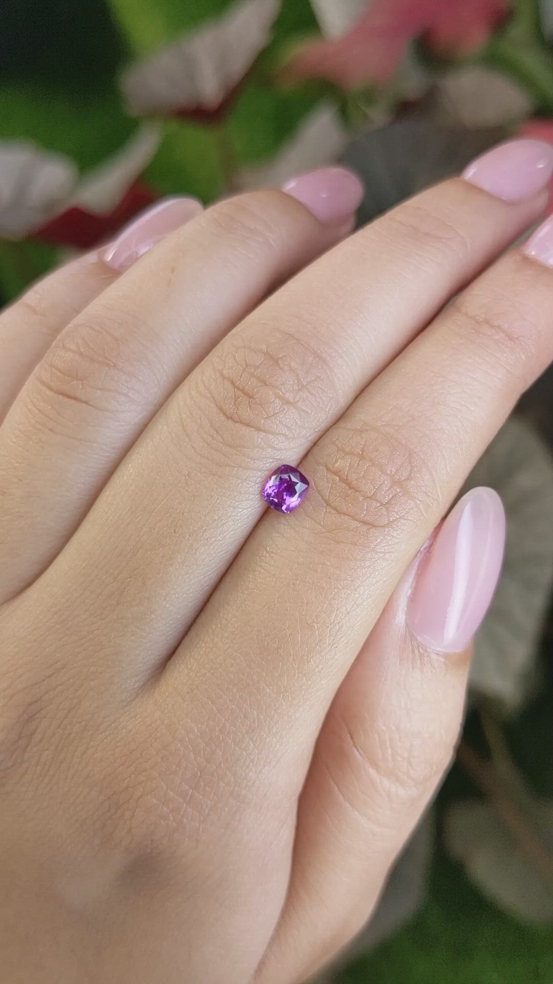 0.68 Ct. Pinkish Purple Sapphire from Ceylon (Sri Lanka) Size Video