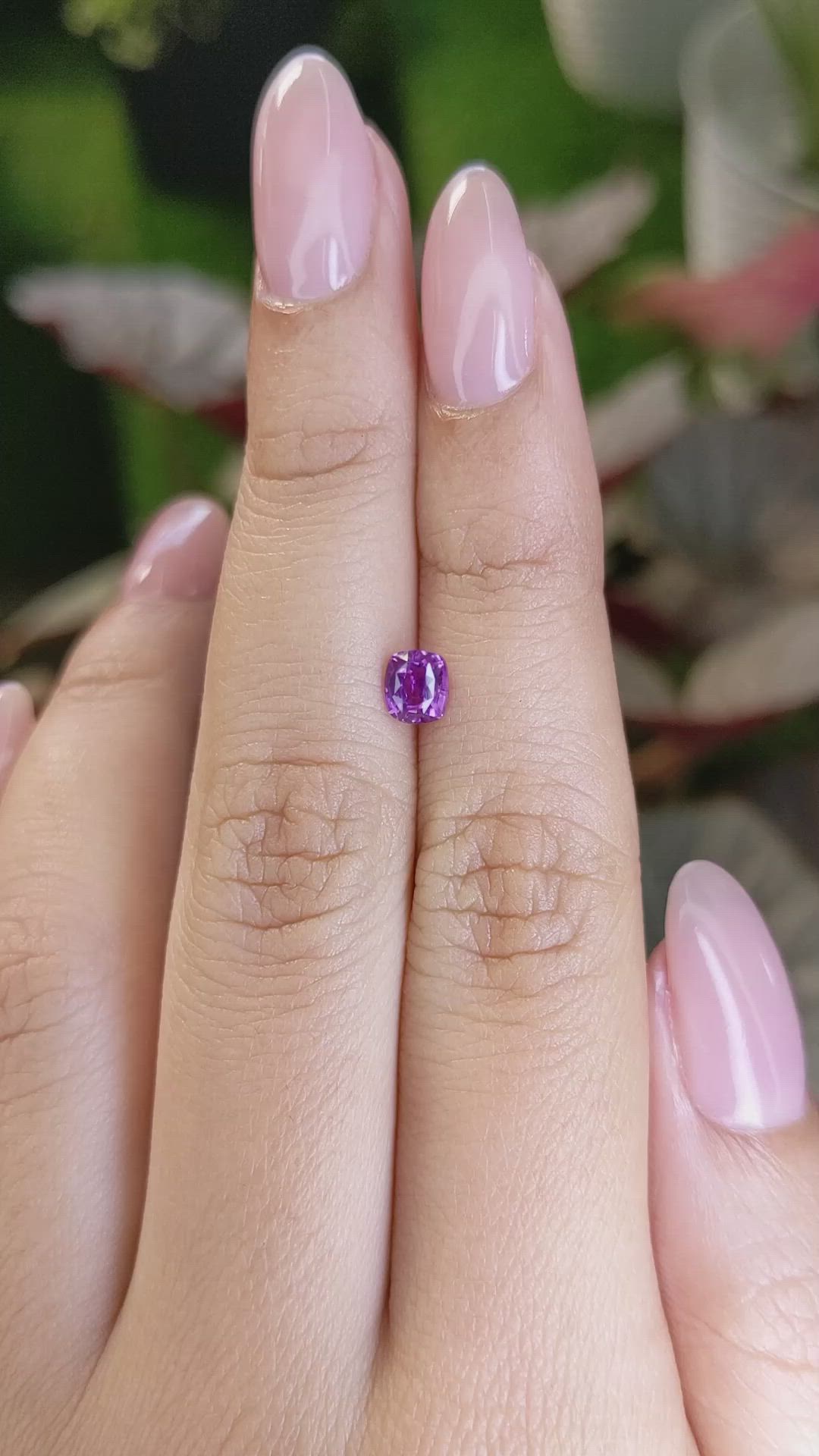 0.68 Ct. Pinkish Purple Sapphire from Ceylon (Sri Lanka) Size Video