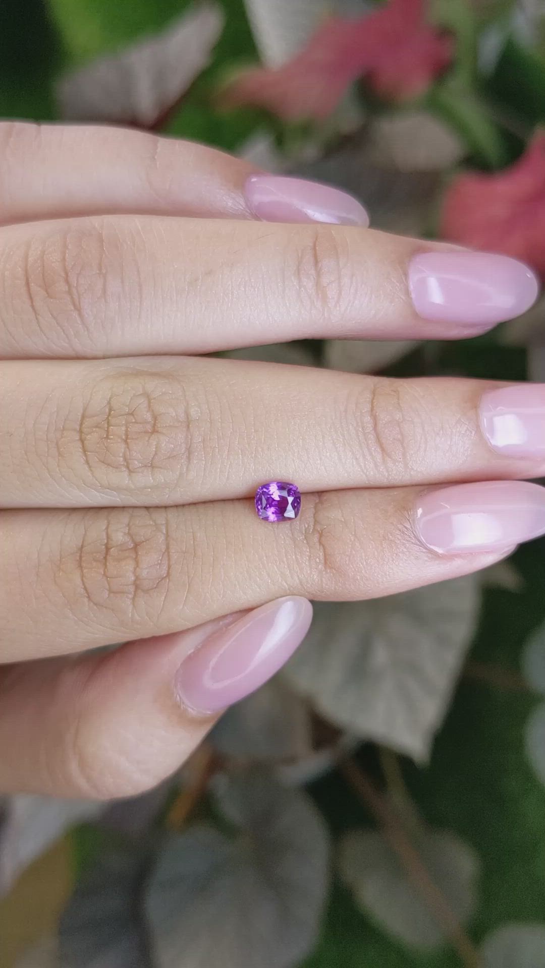 0.68 Ct. Pinkish Purple Sapphire from Ceylon (Sri Lanka) Size Video