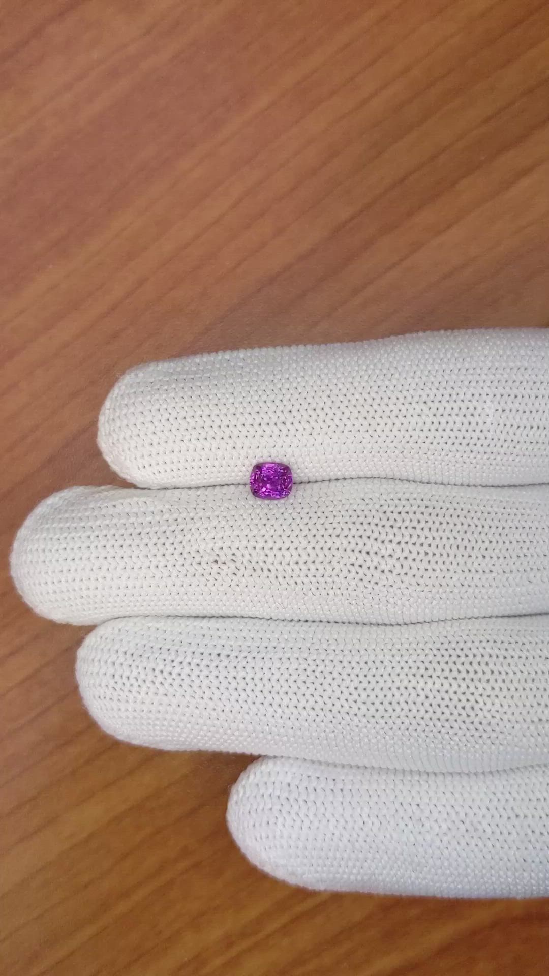 0.68 Ct. Pinkish Purple Sapphire from Ceylon (Sri Lanka) Size Video