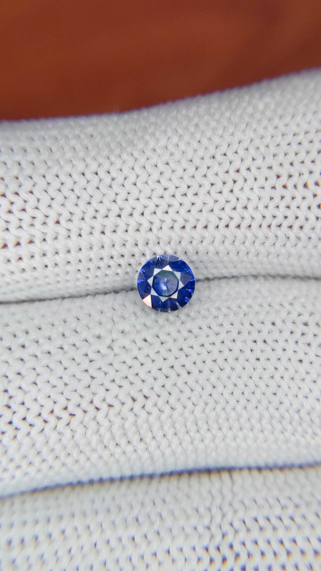 0.53 Ct. Purplish Blue Sapphire from Ceylon (Sri Lanka) Size Video