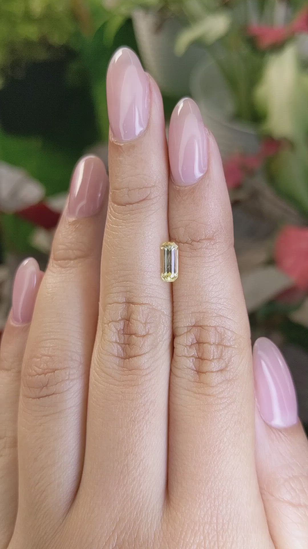 0.83 Ct. Yellow Sapphire from Ceylon (Sri Lanka) Size Video