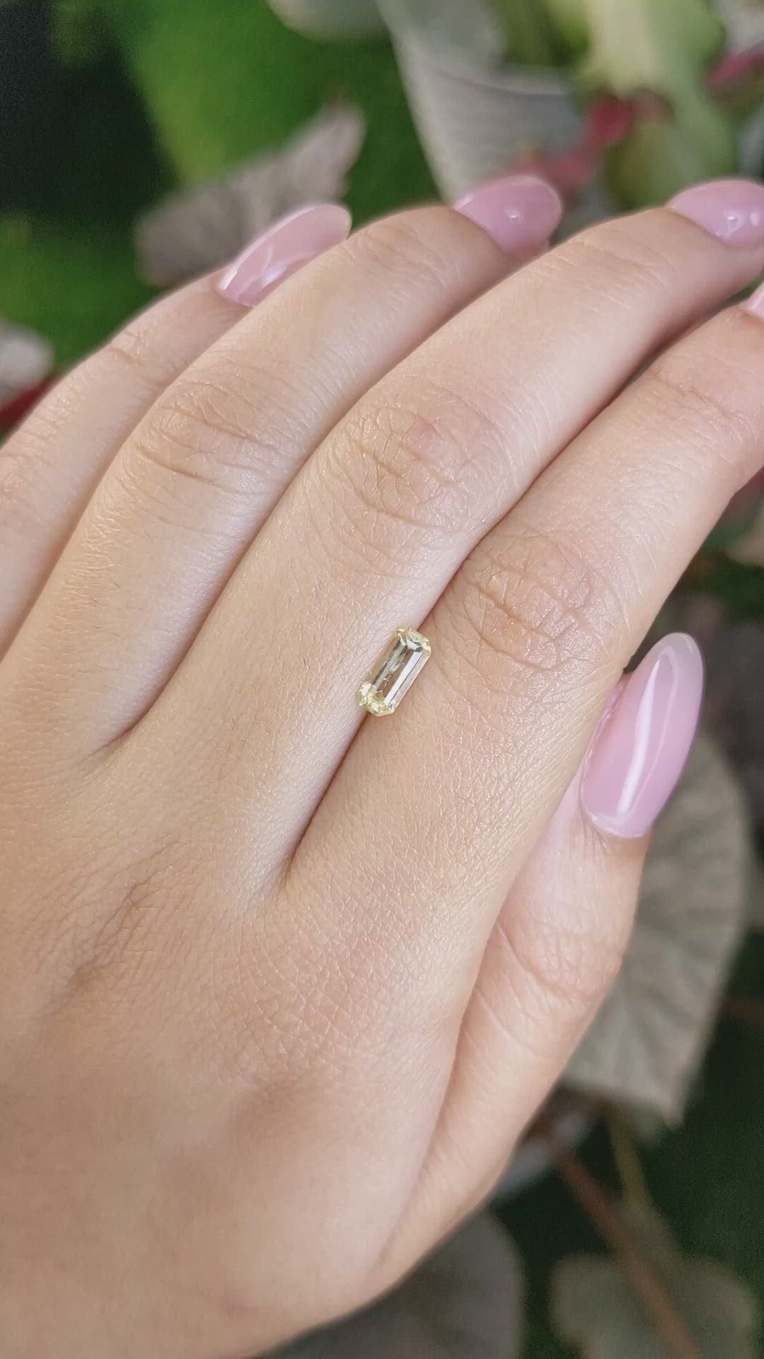 0.83 Ct. Yellow Sapphire from Ceylon (Sri Lanka) Size Video