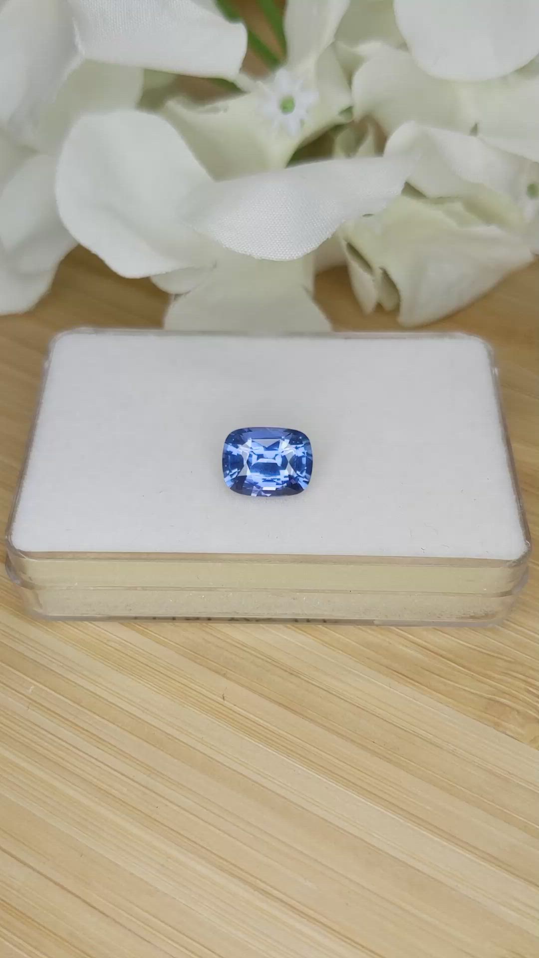 3.03 Ct. Blue Sapphire from Ceylon (Sri Lanka) Size Video