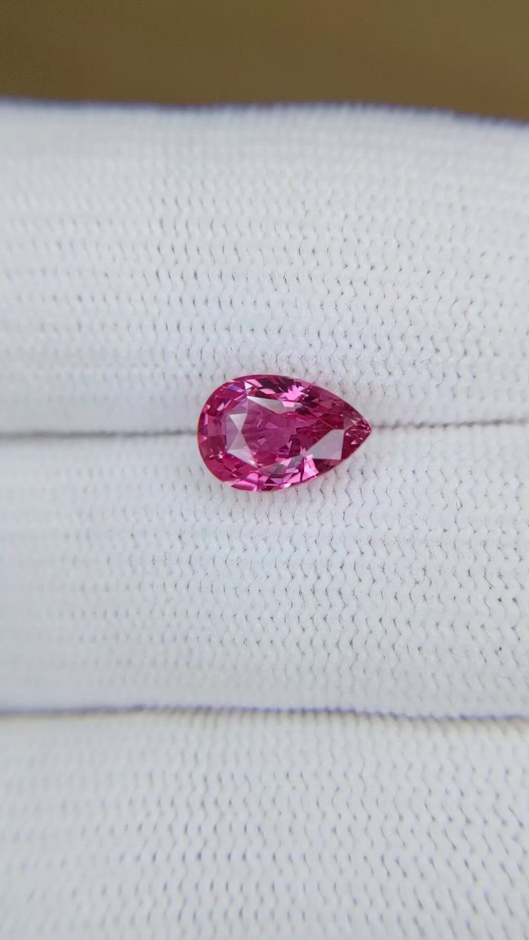 2.07 Ct. Pink Sapphire from Ceylon (Sri Lanka) Size Video