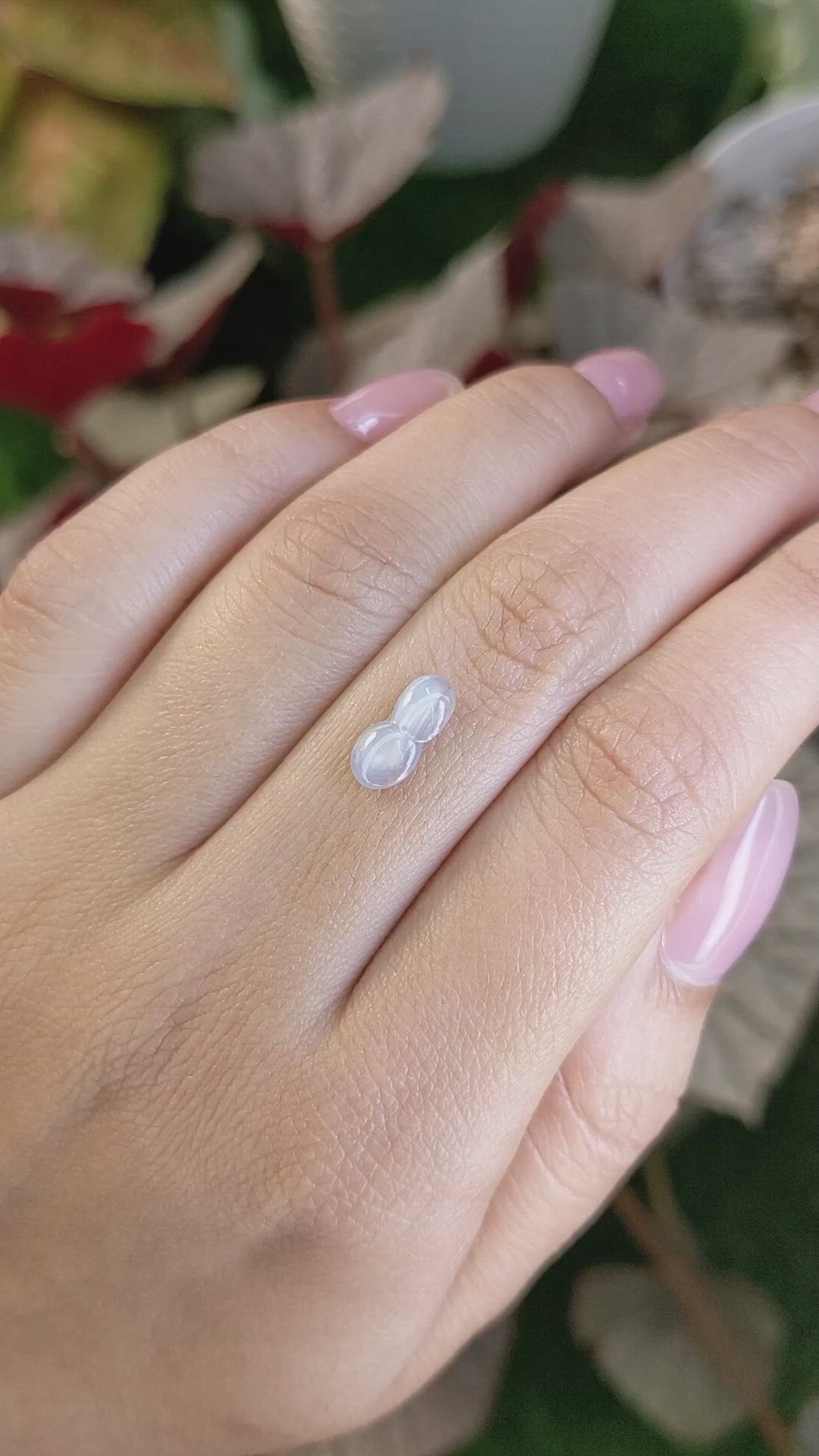 1.69 Ct. Grey Star Sapphire from Ceylon (Sri Lanka) Size Video