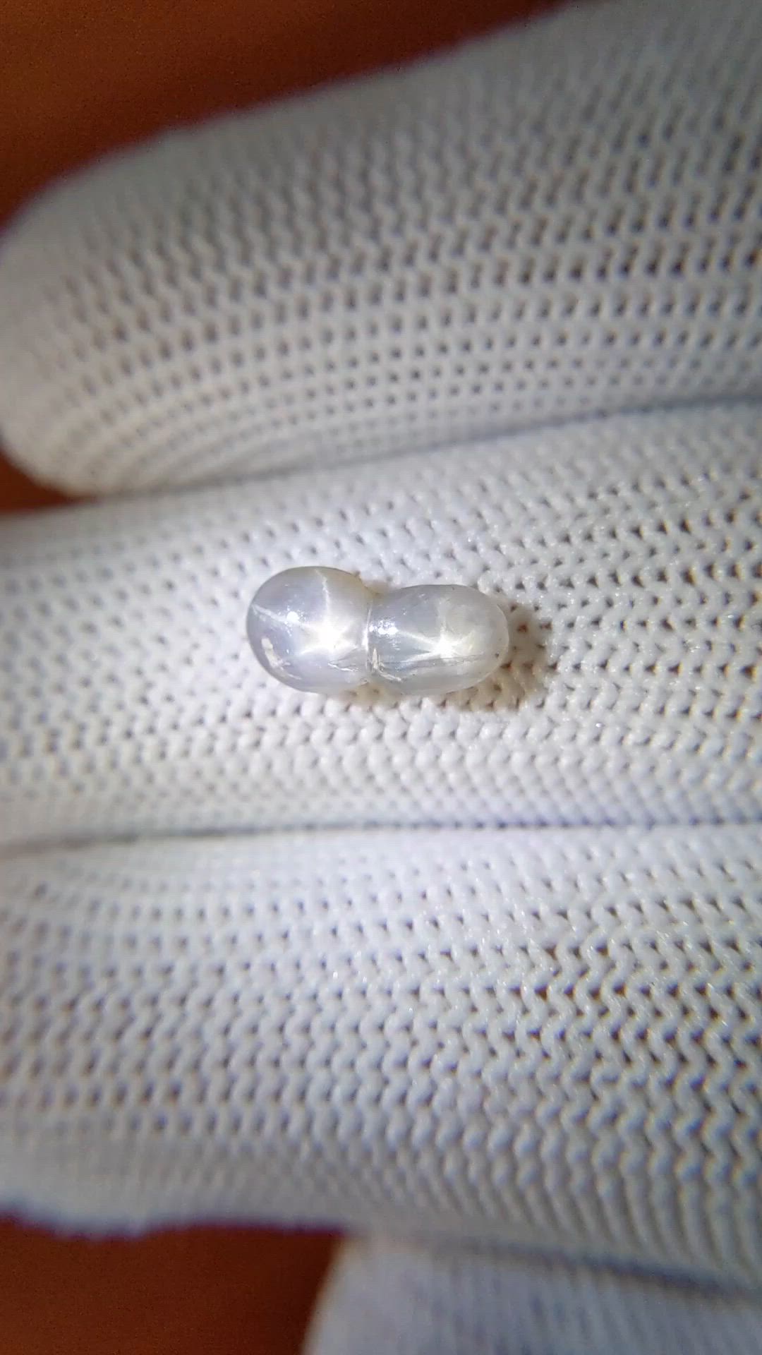 1.69 Ct. Grey Star Sapphire from Ceylon (Sri Lanka) Size Video