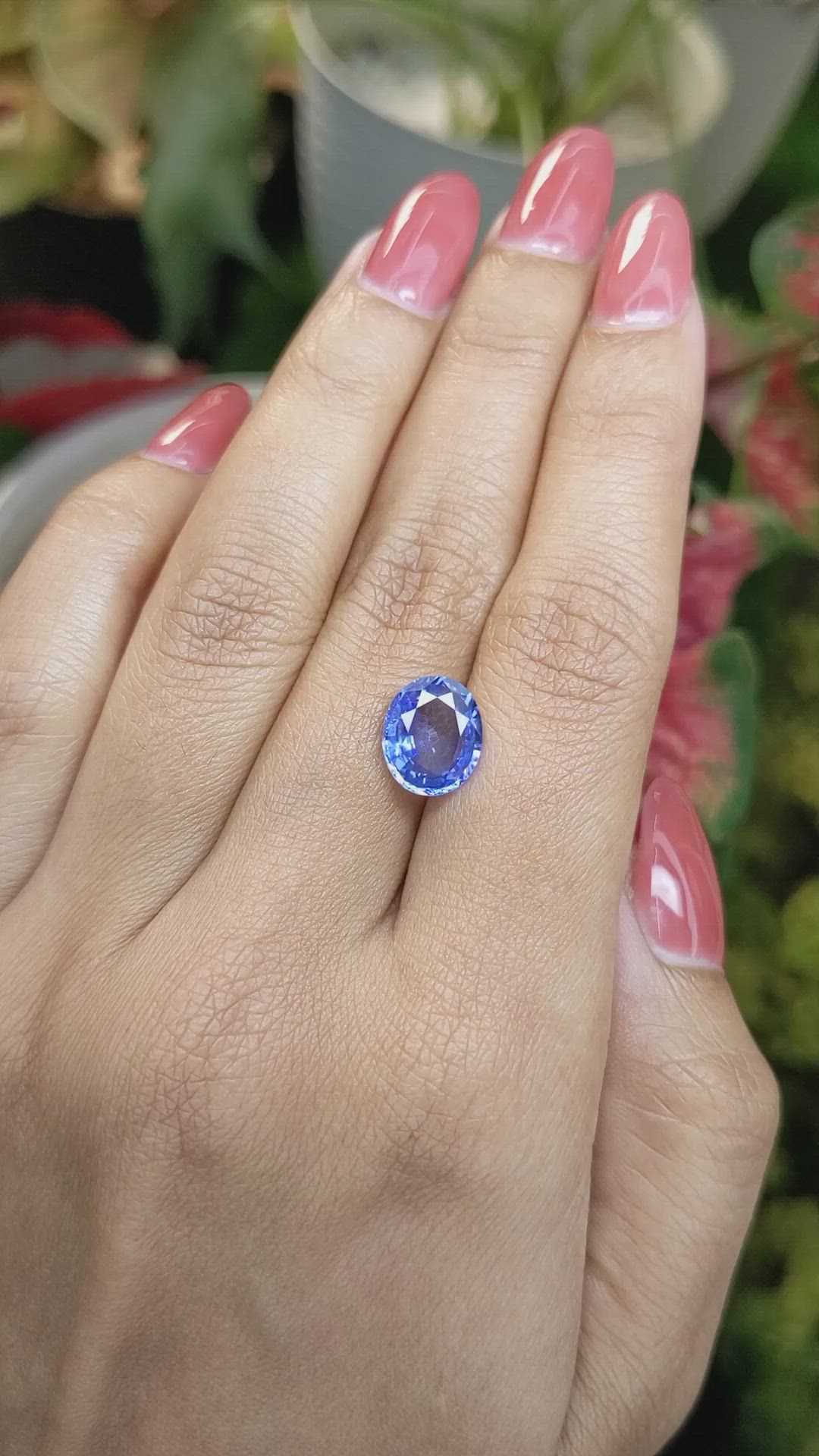 3.62 Ct. Blue Sapphire from Ceylon (Sri Lanka) Size Video