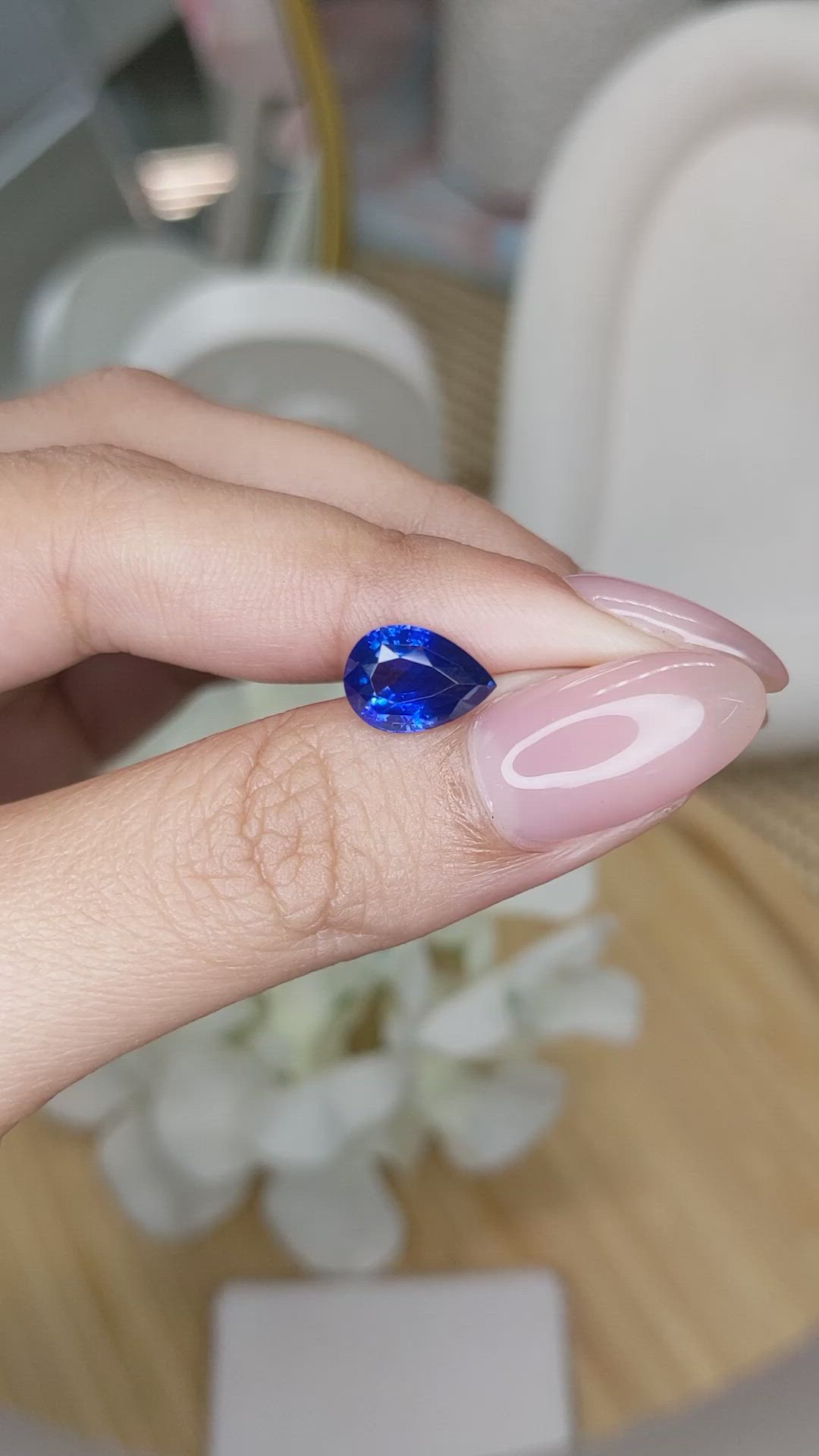 2.53 Ct. Blue Sapphire from Ceylon (Sri Lanka) Size Video