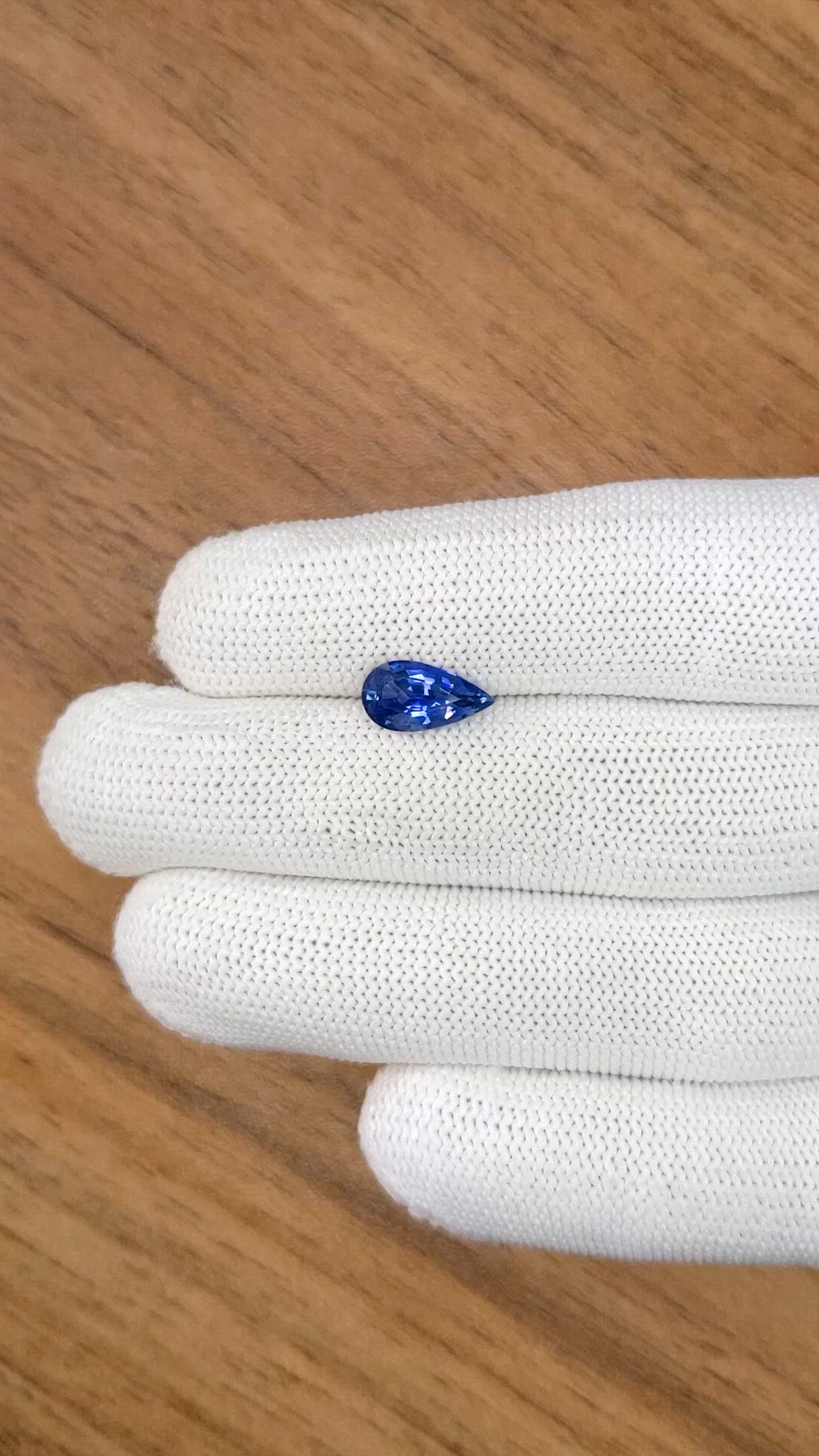 2.13 Ct. Blue Sapphire from Ceylon (Sri Lanka) Size Video