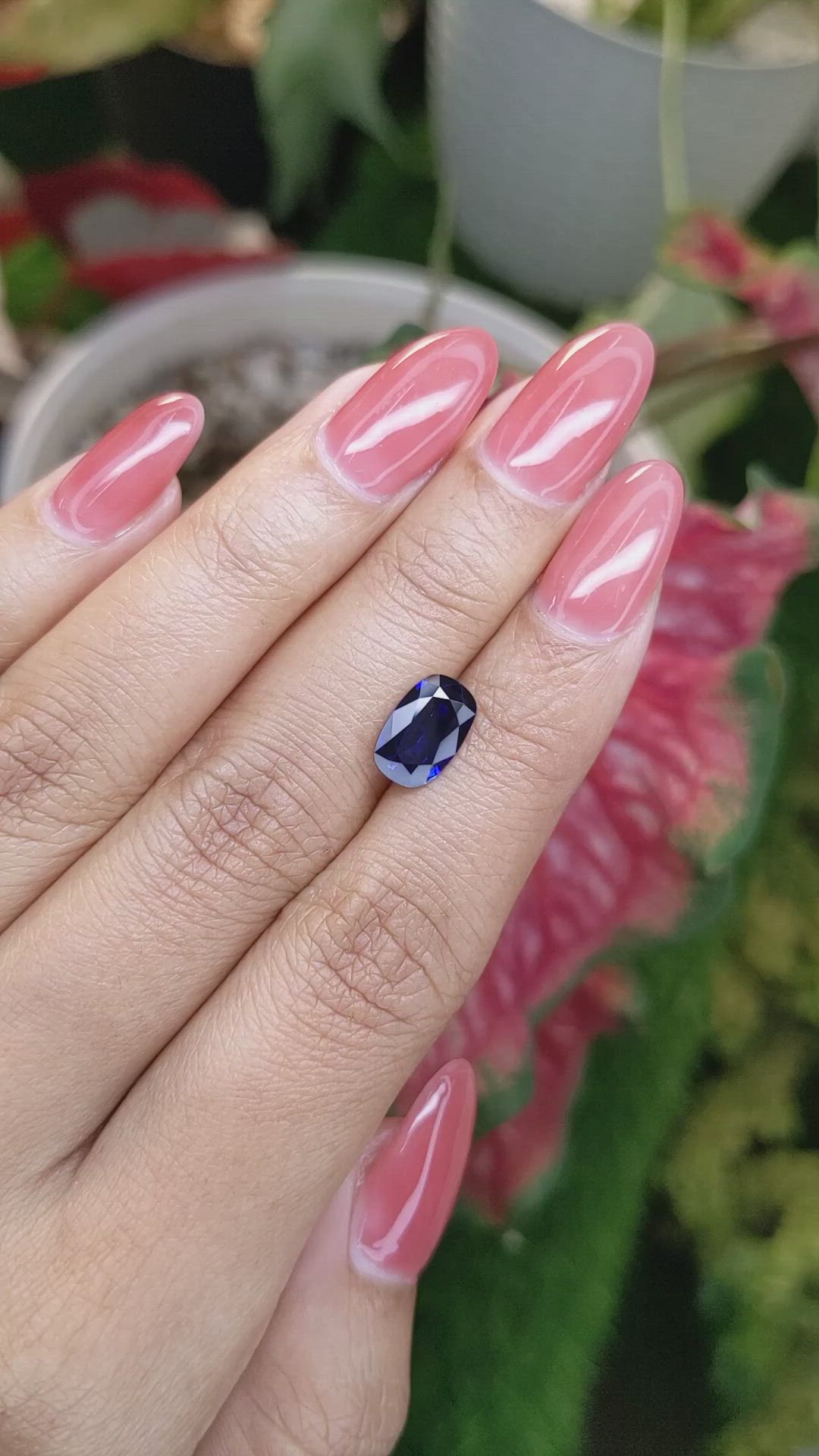 1.85 Ct. Blue Sapphire from Ceylon (Sri Lanka) Size Video