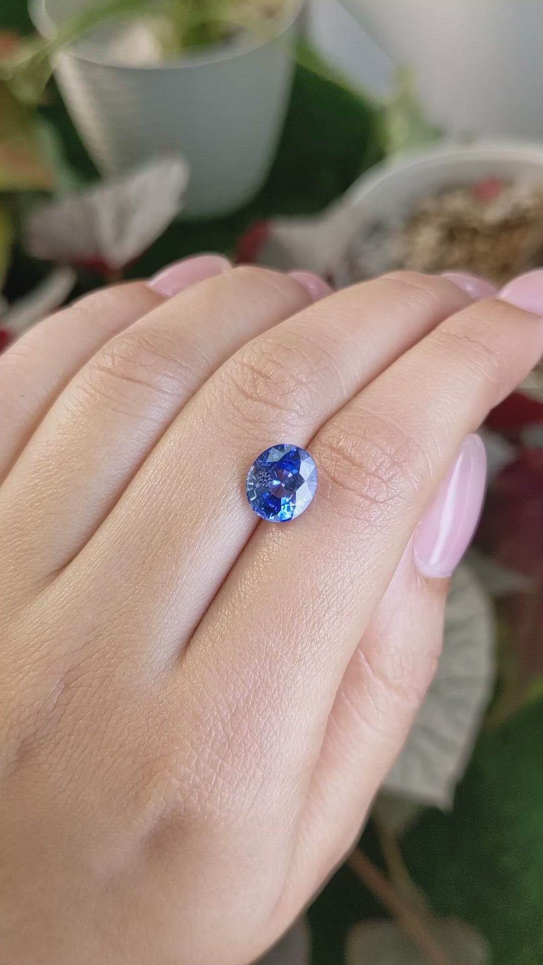 3.33 Ct. Blue Sapphire from Ceylon (Sri Lanka) Size Video