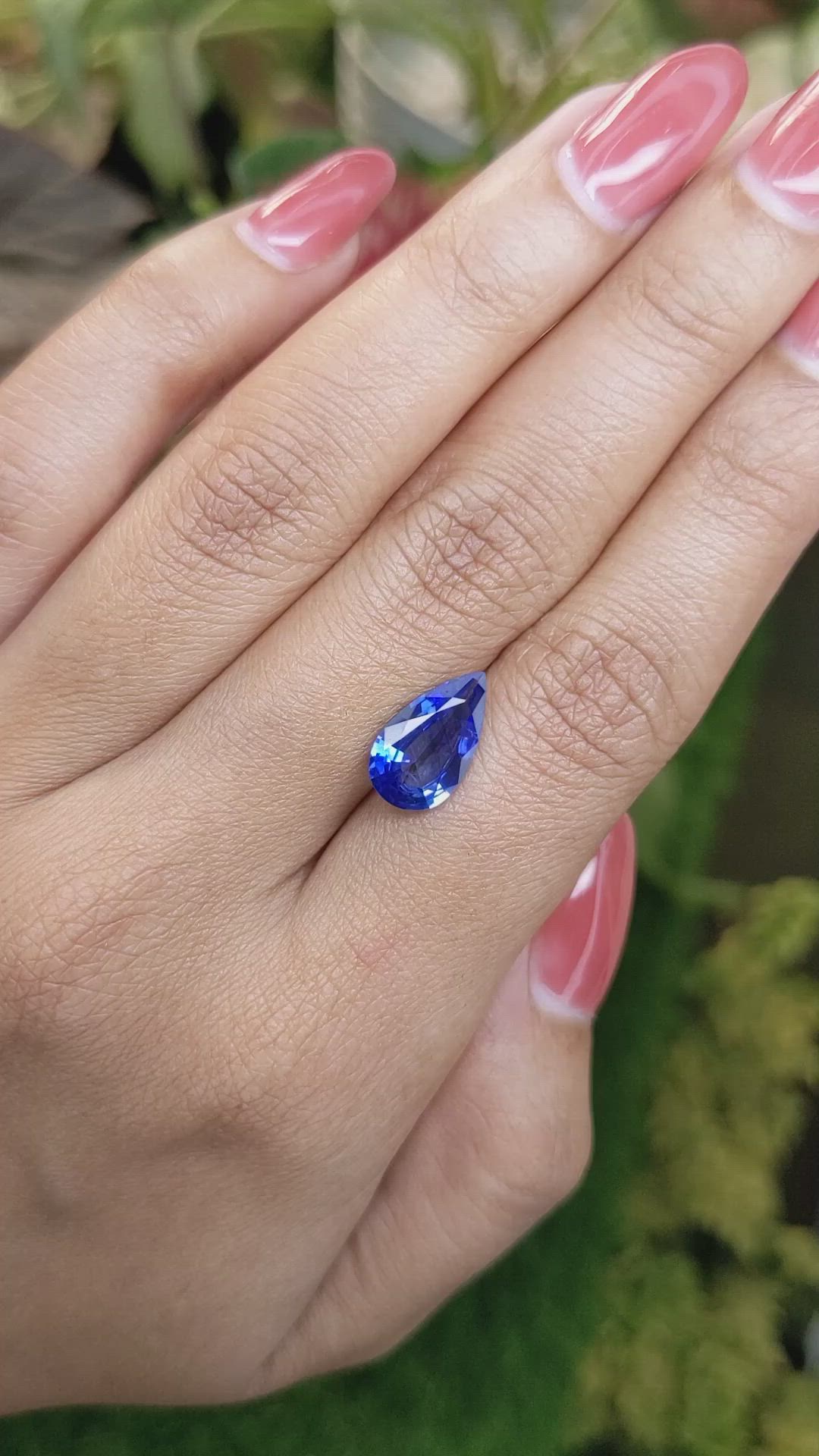 3.08 Ct. Blue Sapphire from Ceylon (Sri Lanka) Size Video