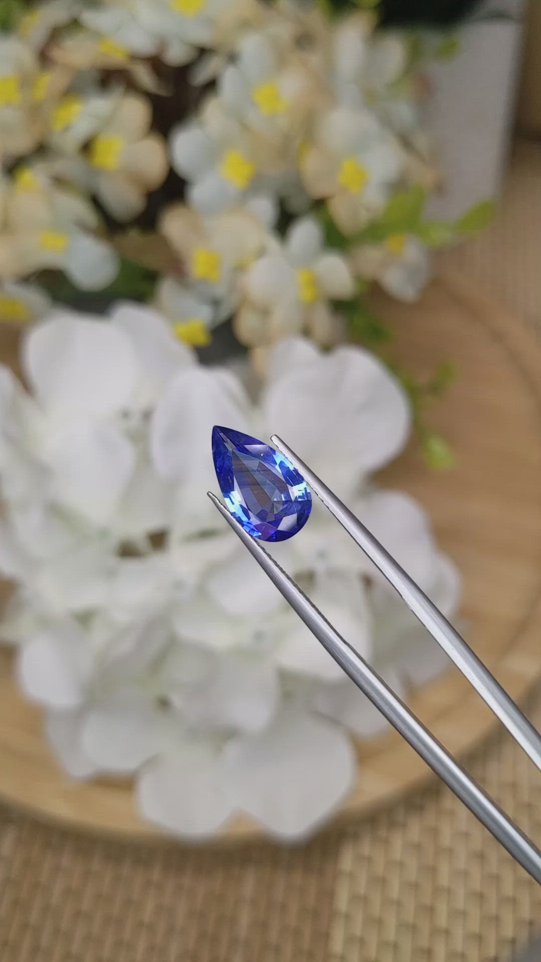 3.08 Ct. Blue Sapphire from Ceylon (Sri Lanka) Size Video