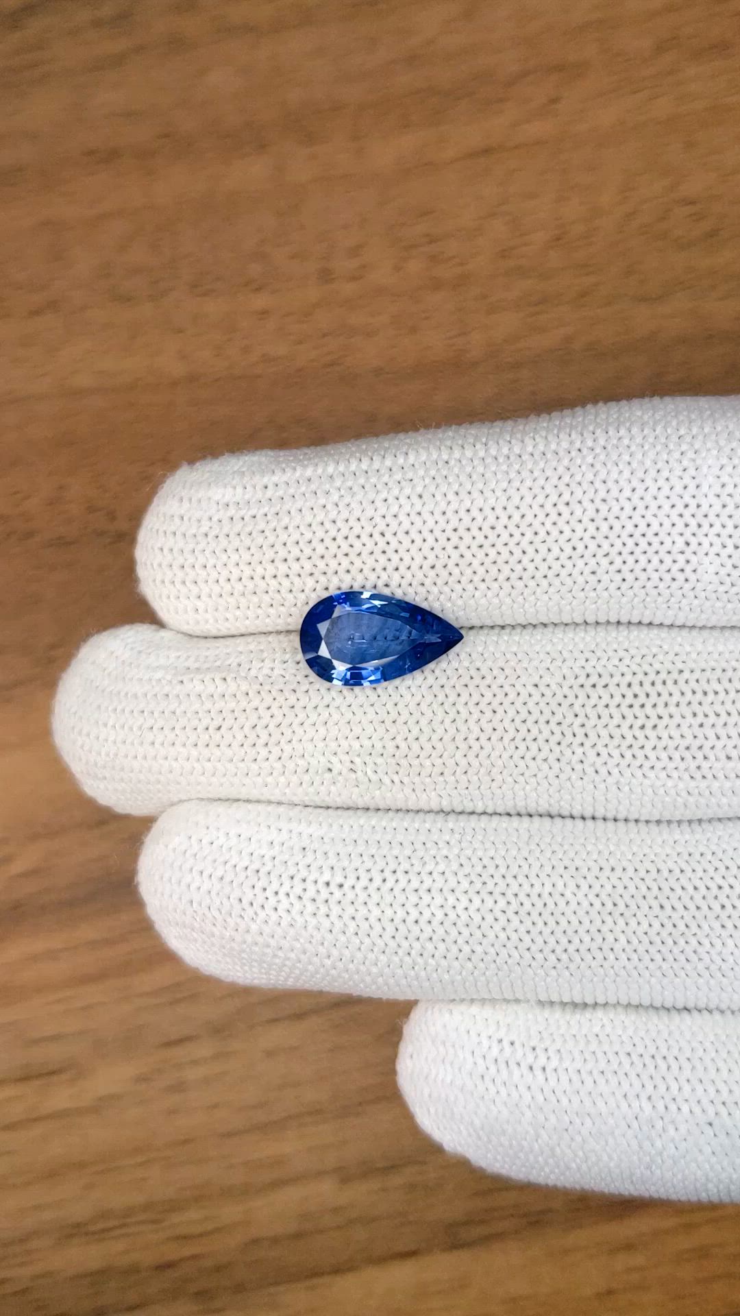 3.08 Ct. Blue Sapphire from Ceylon (Sri Lanka) Size Video