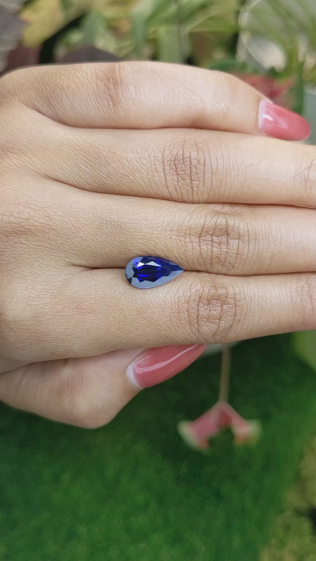 3.30 Ct. Blue Sapphire from Ceylon (Sri Lanka) Size Video