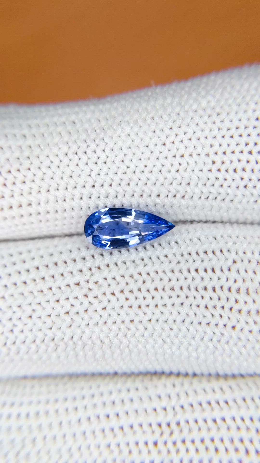 1.09 Ct. Blue Sapphire from Ceylon (Sri Lanka) Size Video