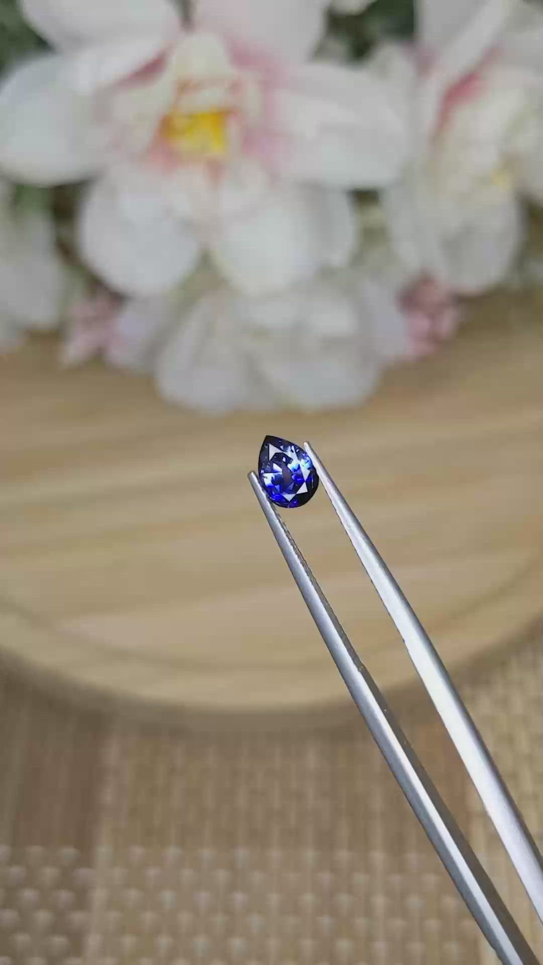 0.87 Ct. Blue Sapphire from Ceylon (Sri Lanka) Size Video